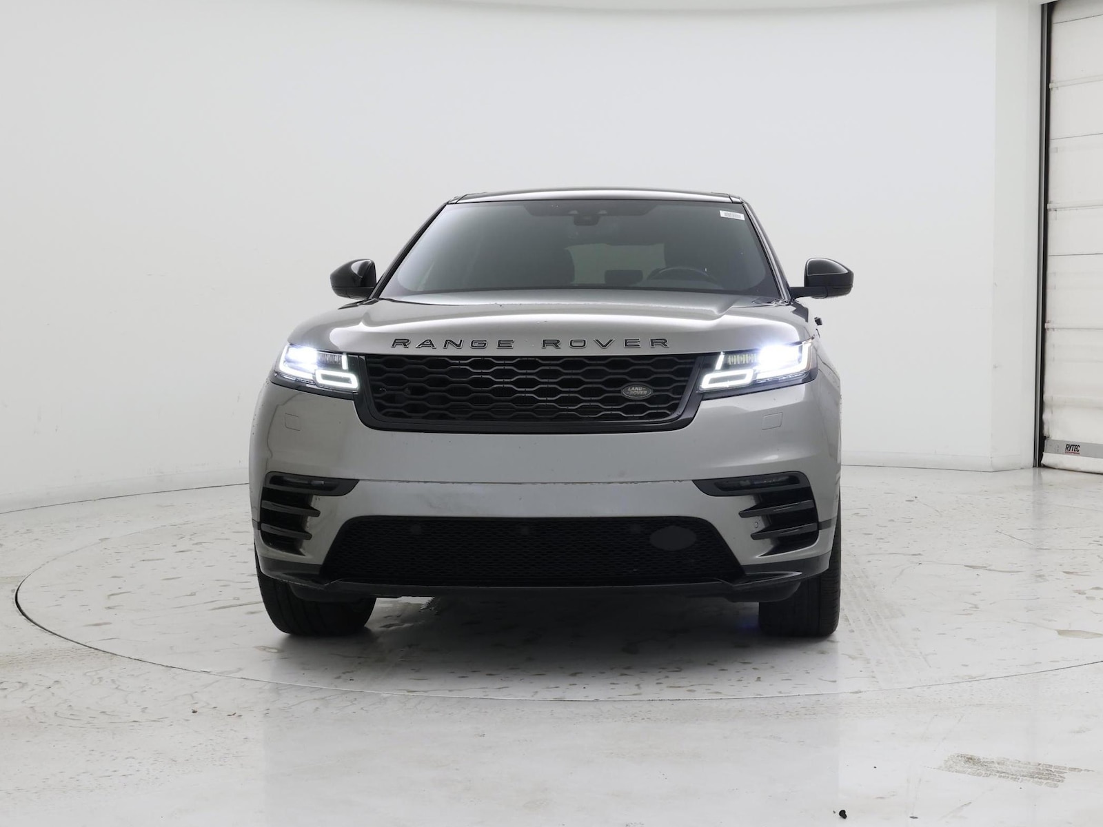 2019 Land Rover Range Rover Velar SE - Photo 6