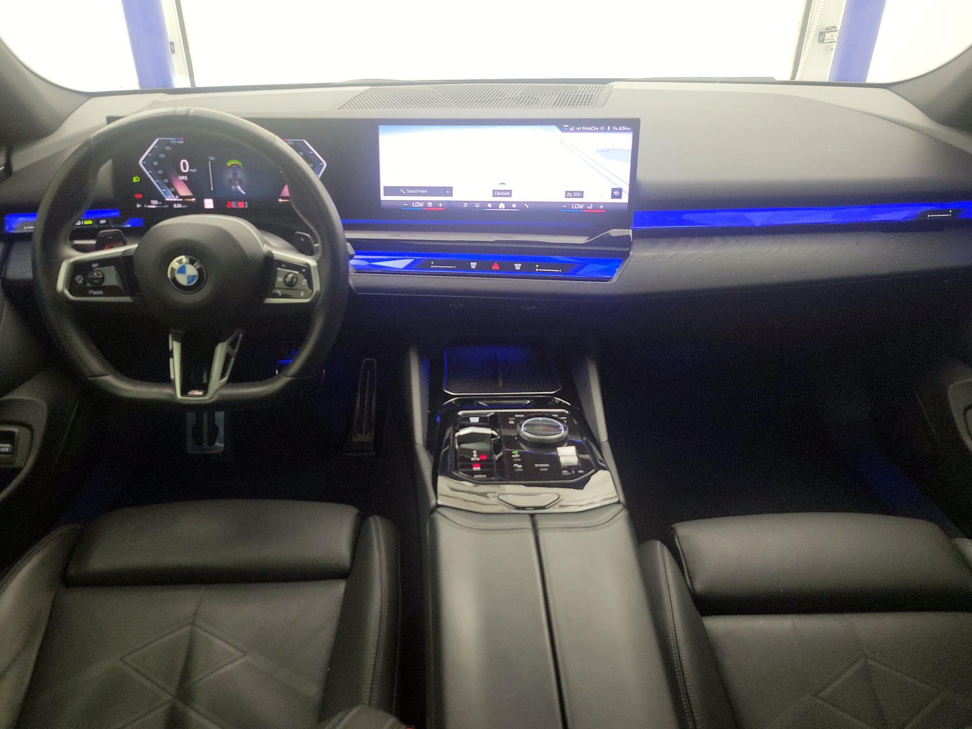 Thumbnail: 2024 BMW 5 Series - 9