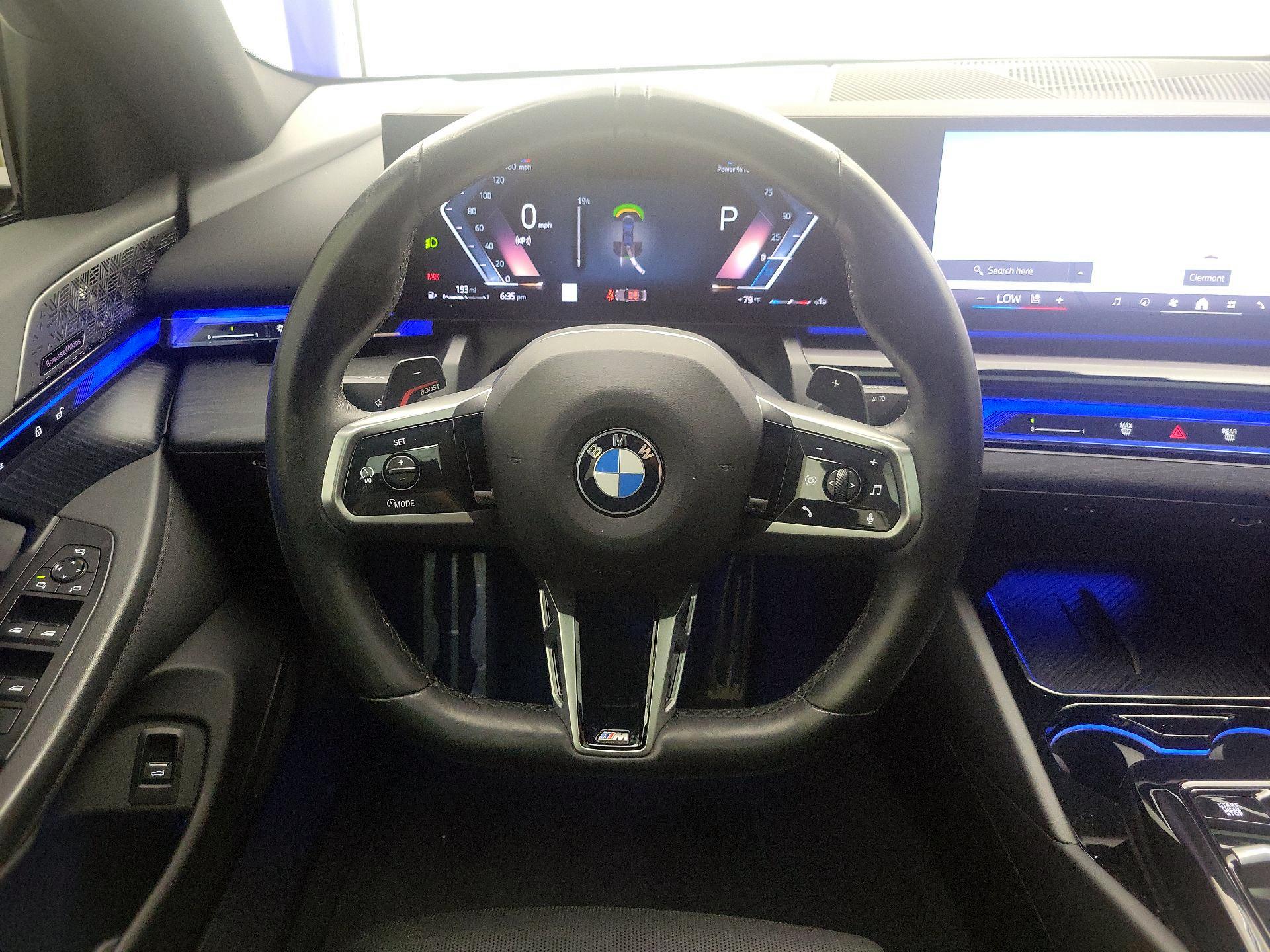 Thumbnail: 2024 BMW 5 Series - 10