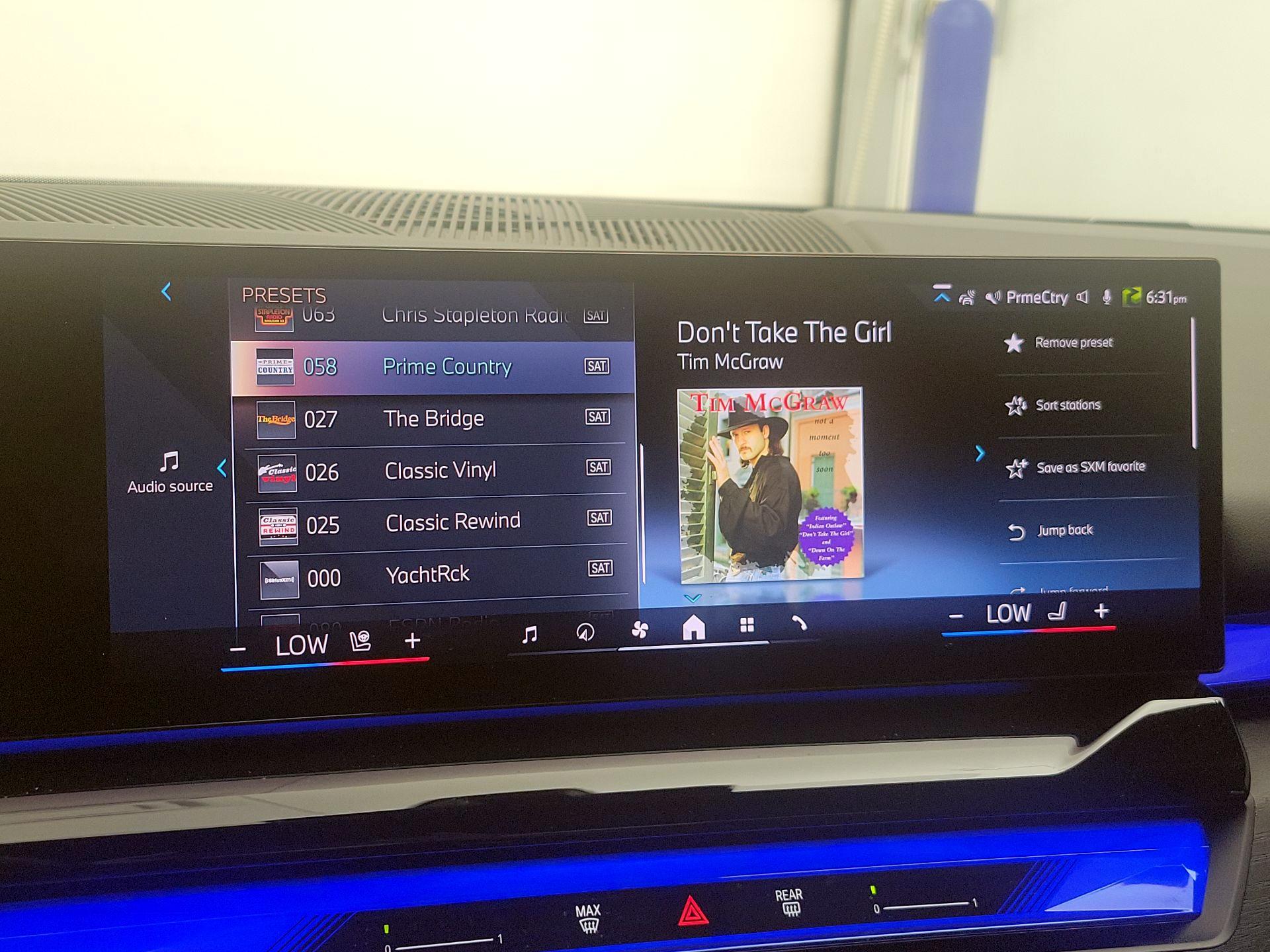 Thumbnail: 2024 BMW 5 Series - 16