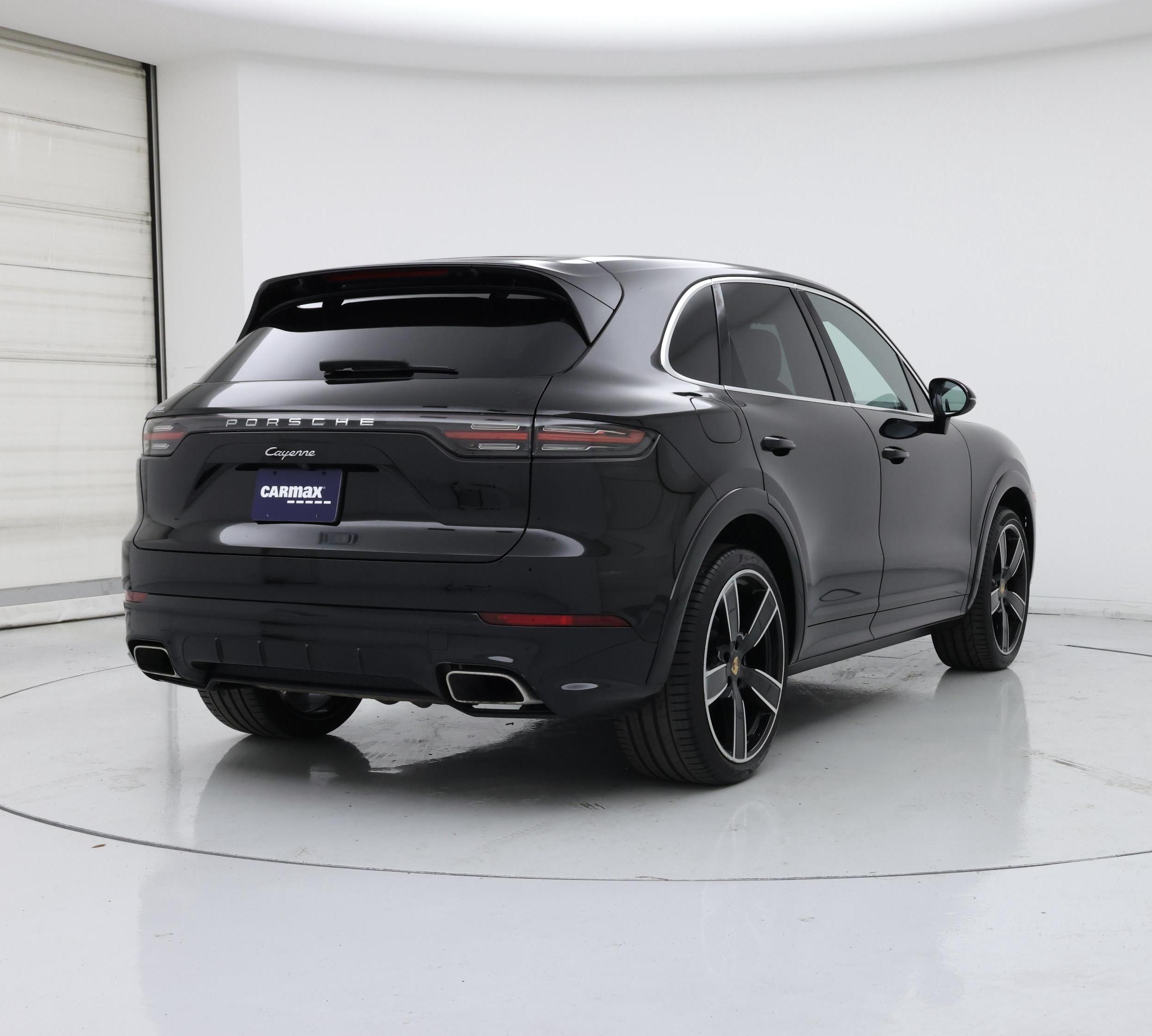 Thumbnail: 2020 Porsche Cayenne - 8