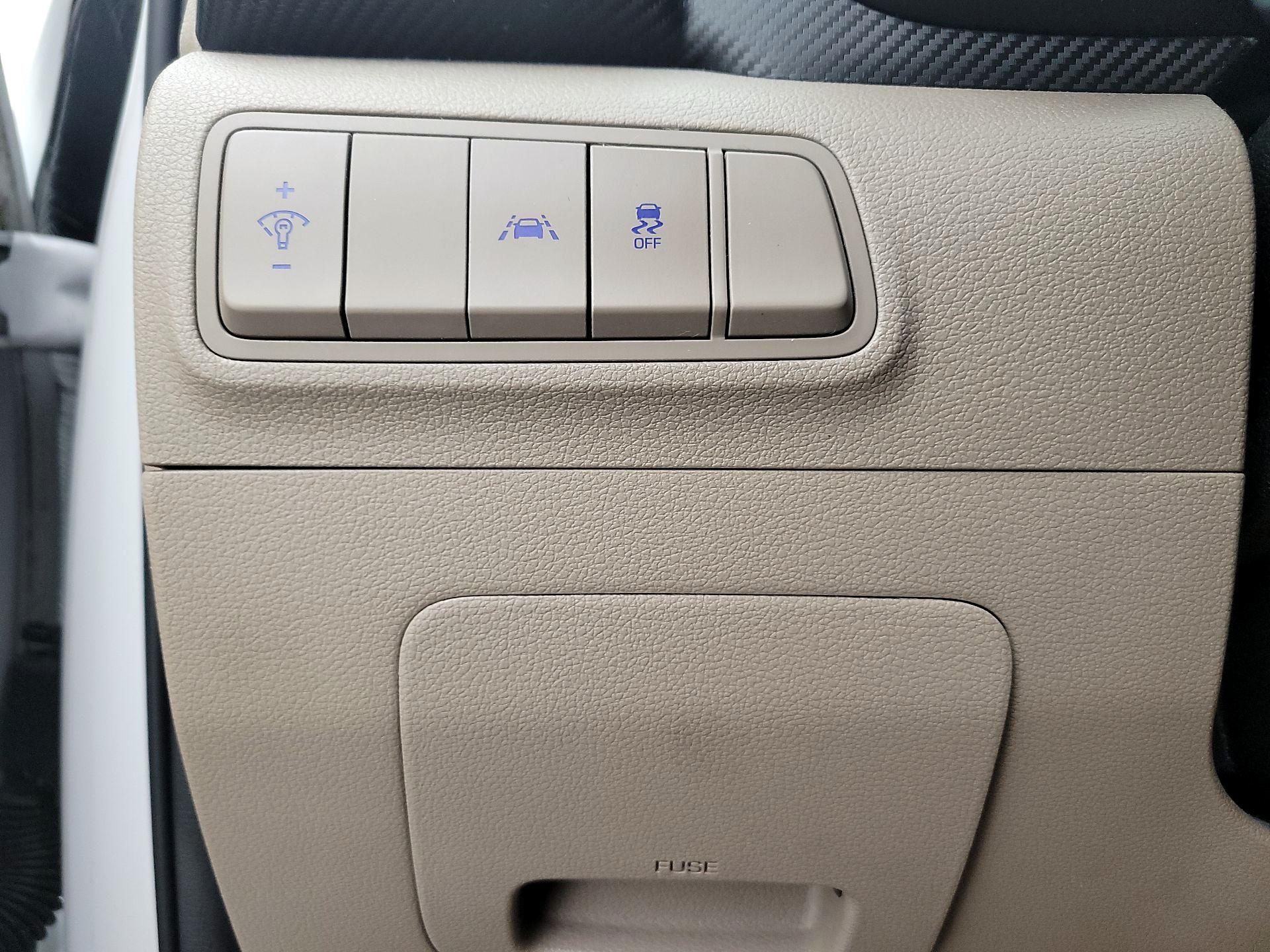 Thumbnail: 2019 Hyundai Tucson - 13