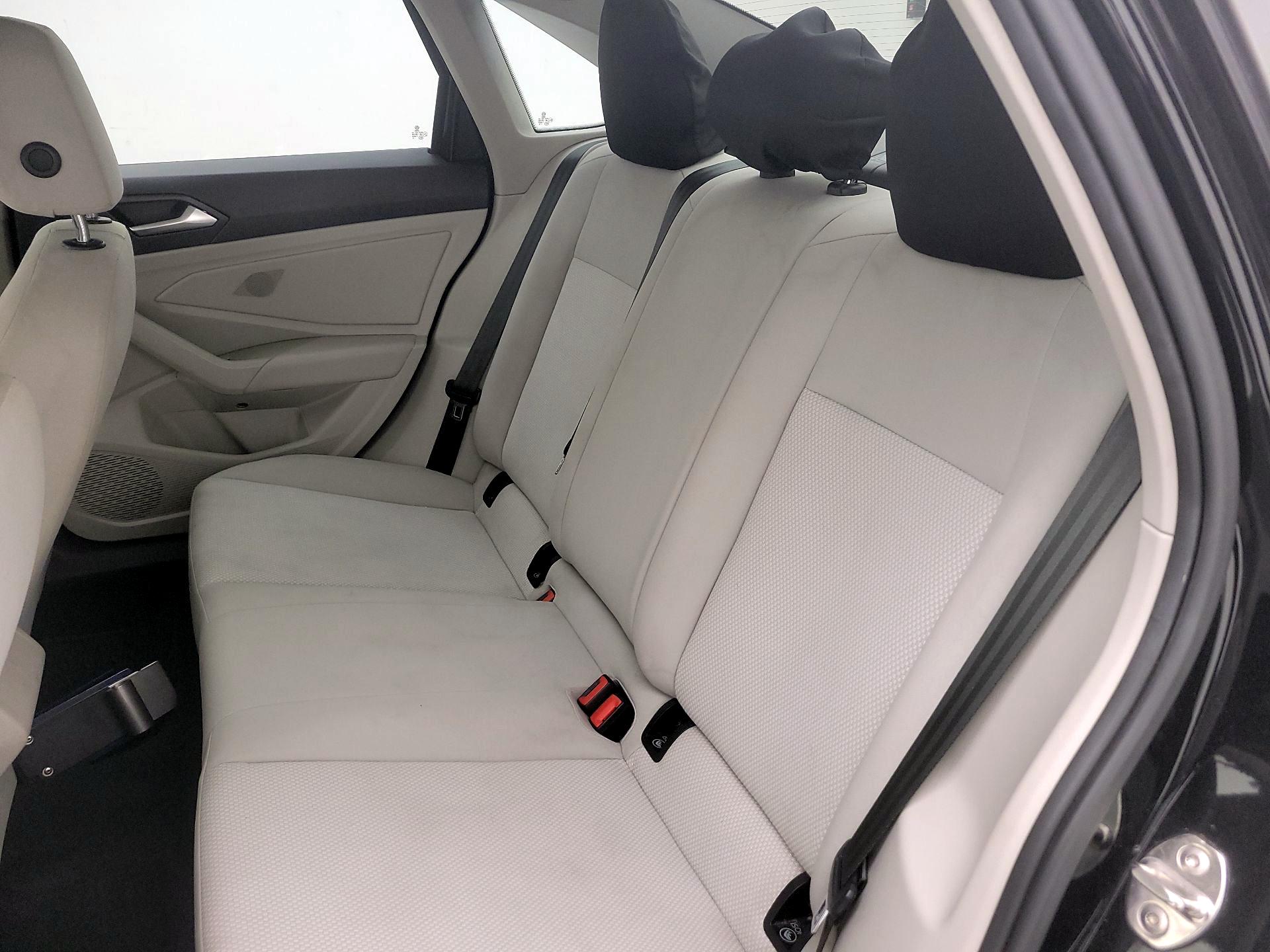 Thumbnail: 2020 Volkswagen Jetta - 19