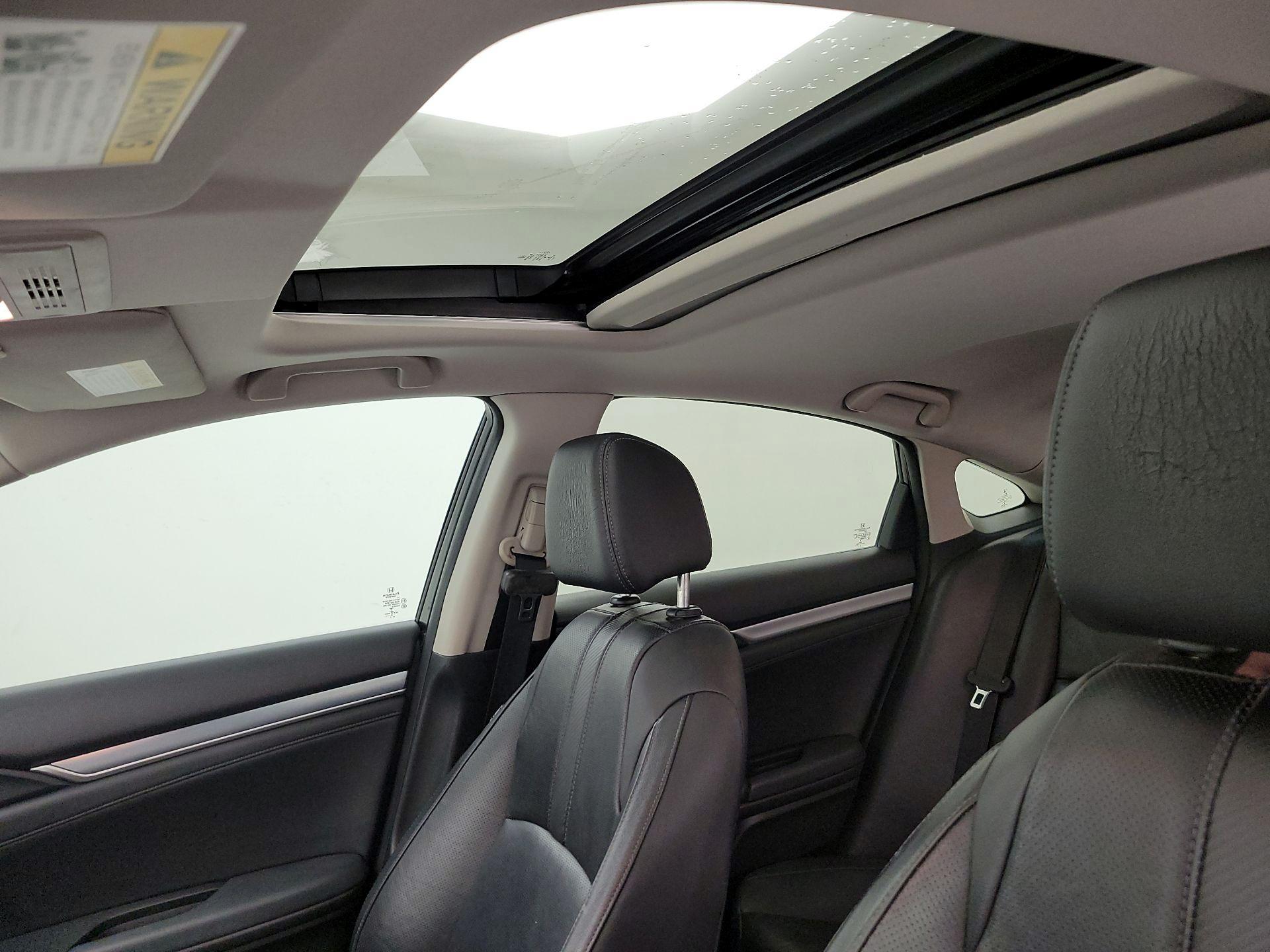 Thumbnail: 2016 Honda Civic - 20