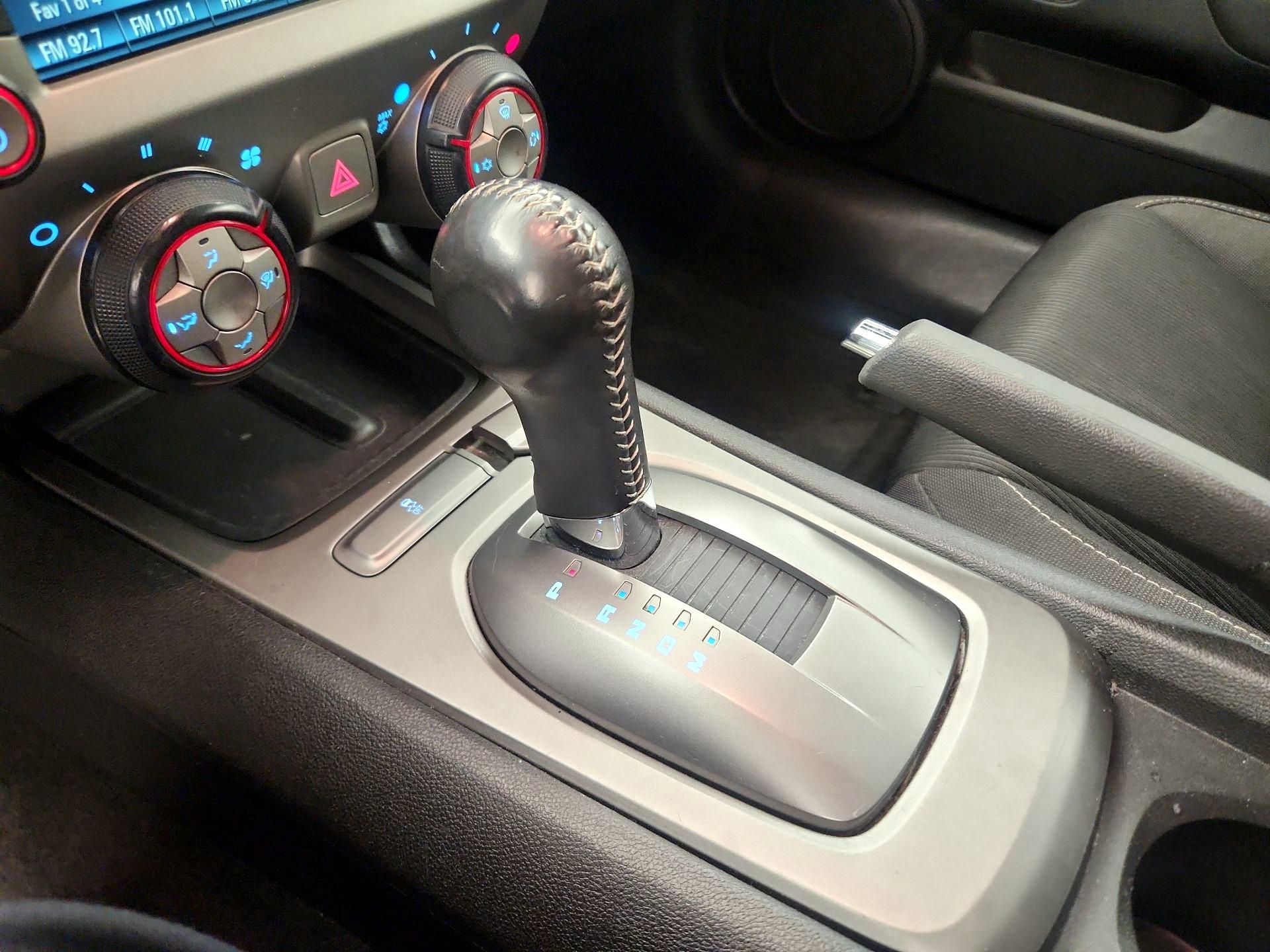 Thumbnail: 2015 Chevrolet Camaro - 17