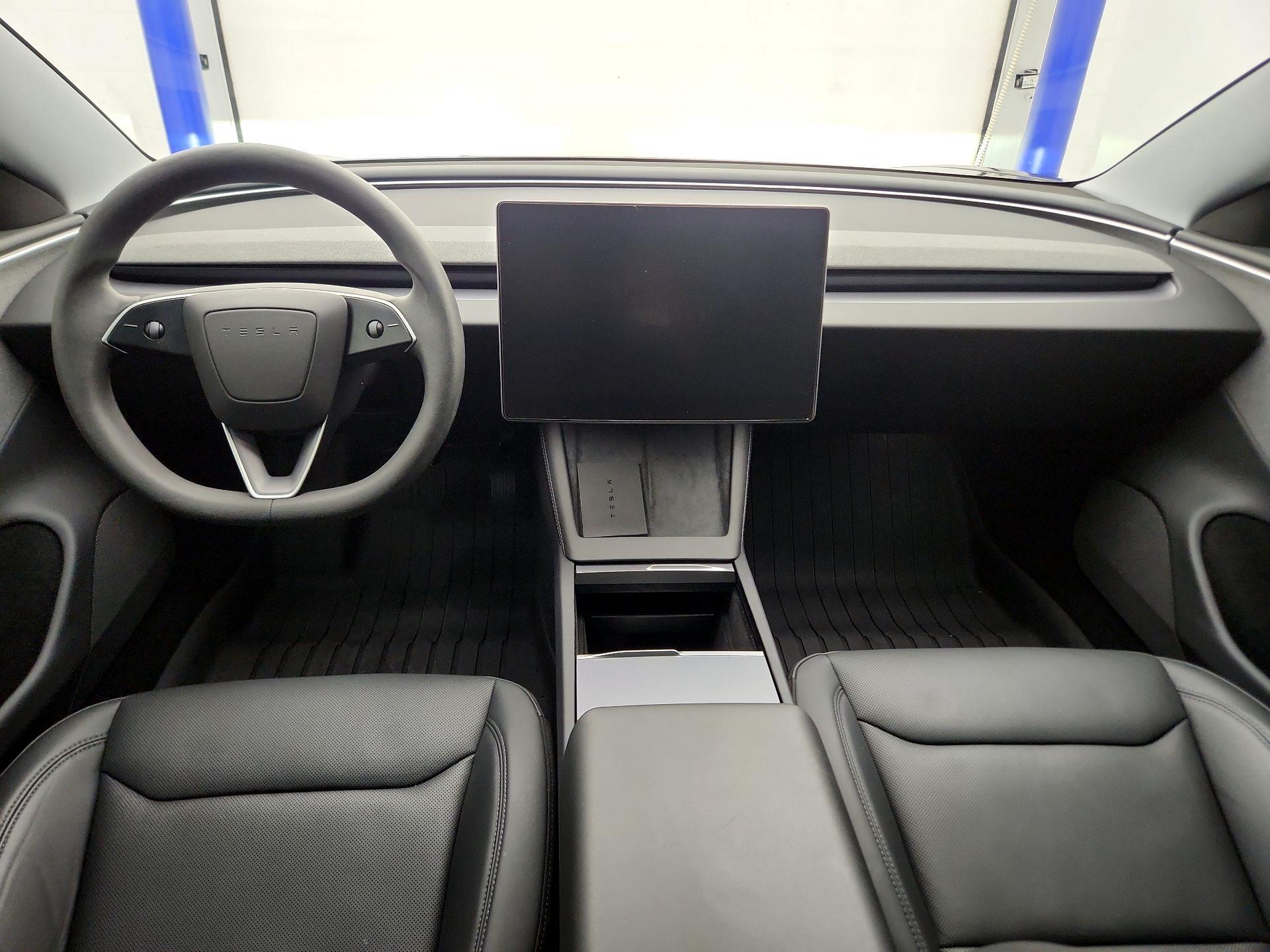 Thumbnail: 2025 Tesla Model 3 - 9