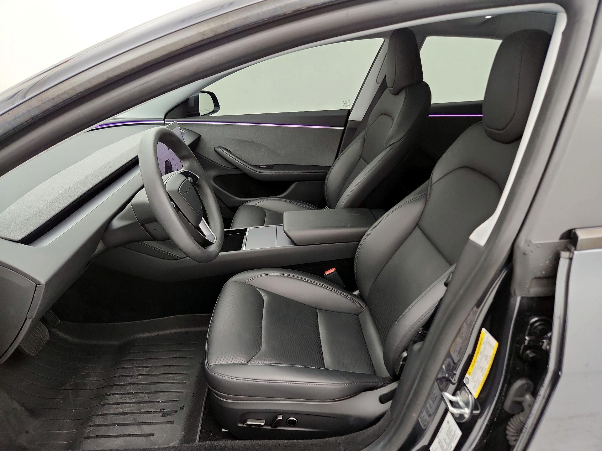 Thumbnail: 2025 Tesla Model 3 - 11