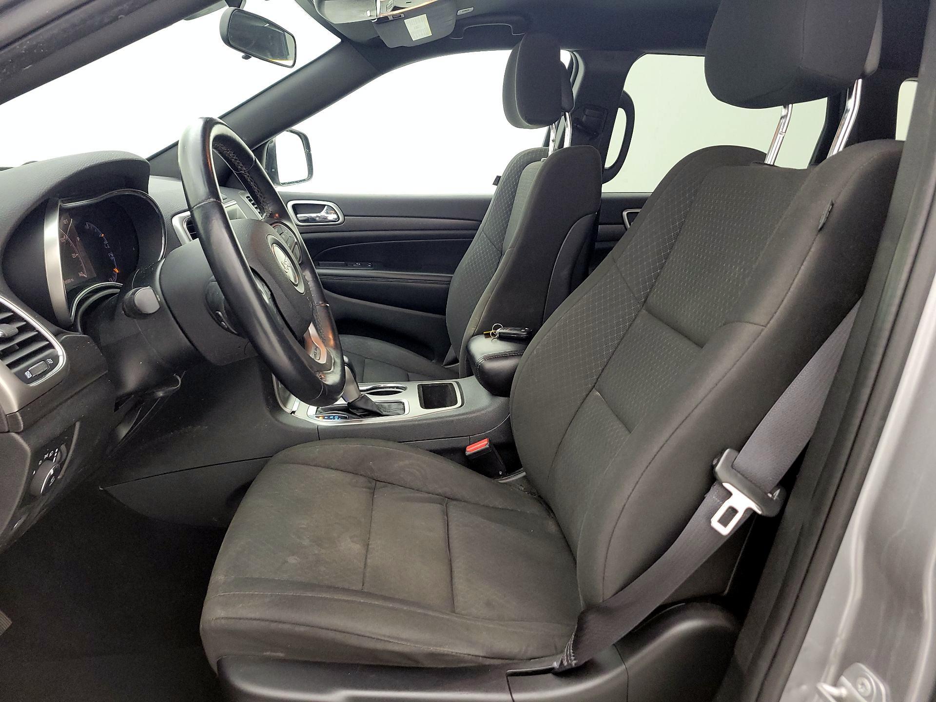 Thumbnail: 2018 Jeep Grand Cherokee - 11