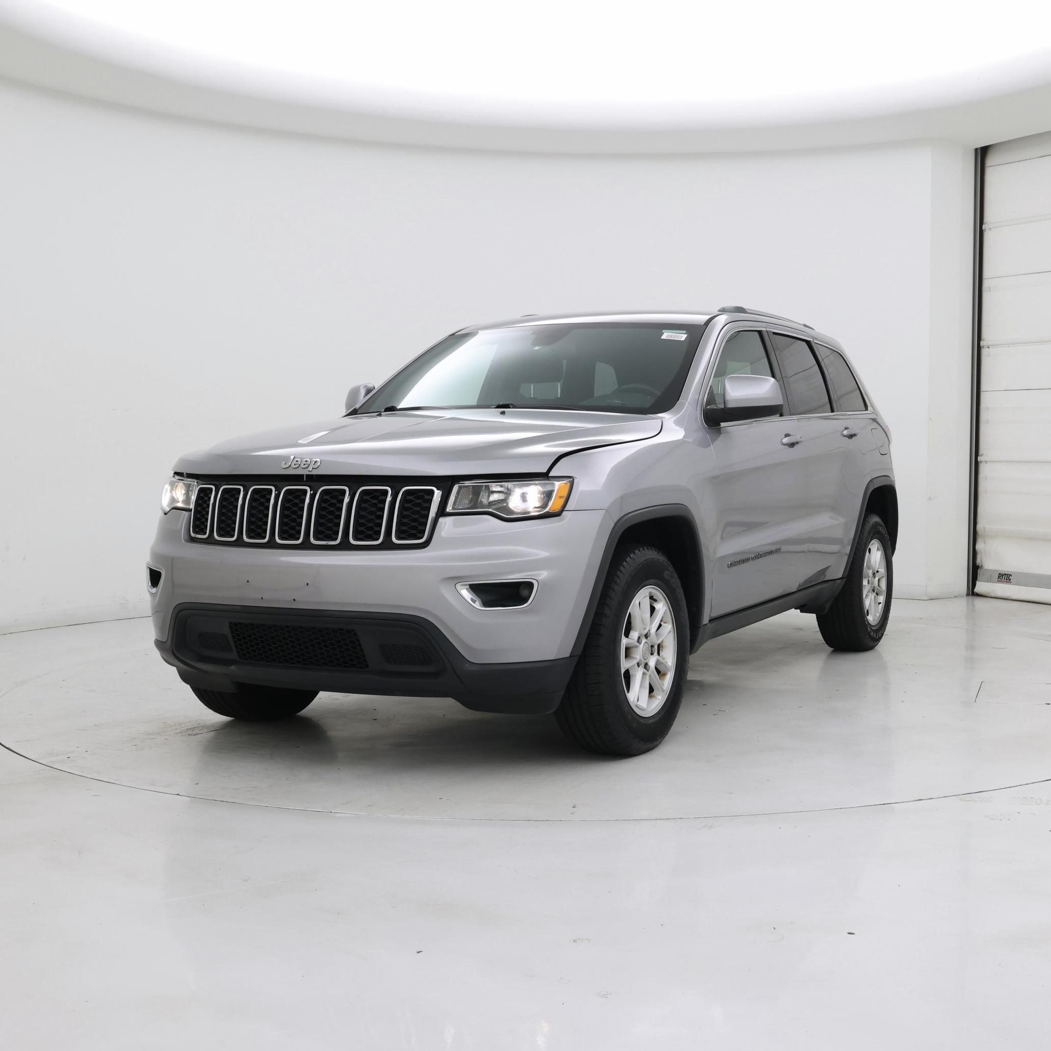 Thumbnail: 2018 Jeep Grand Cherokee - 4