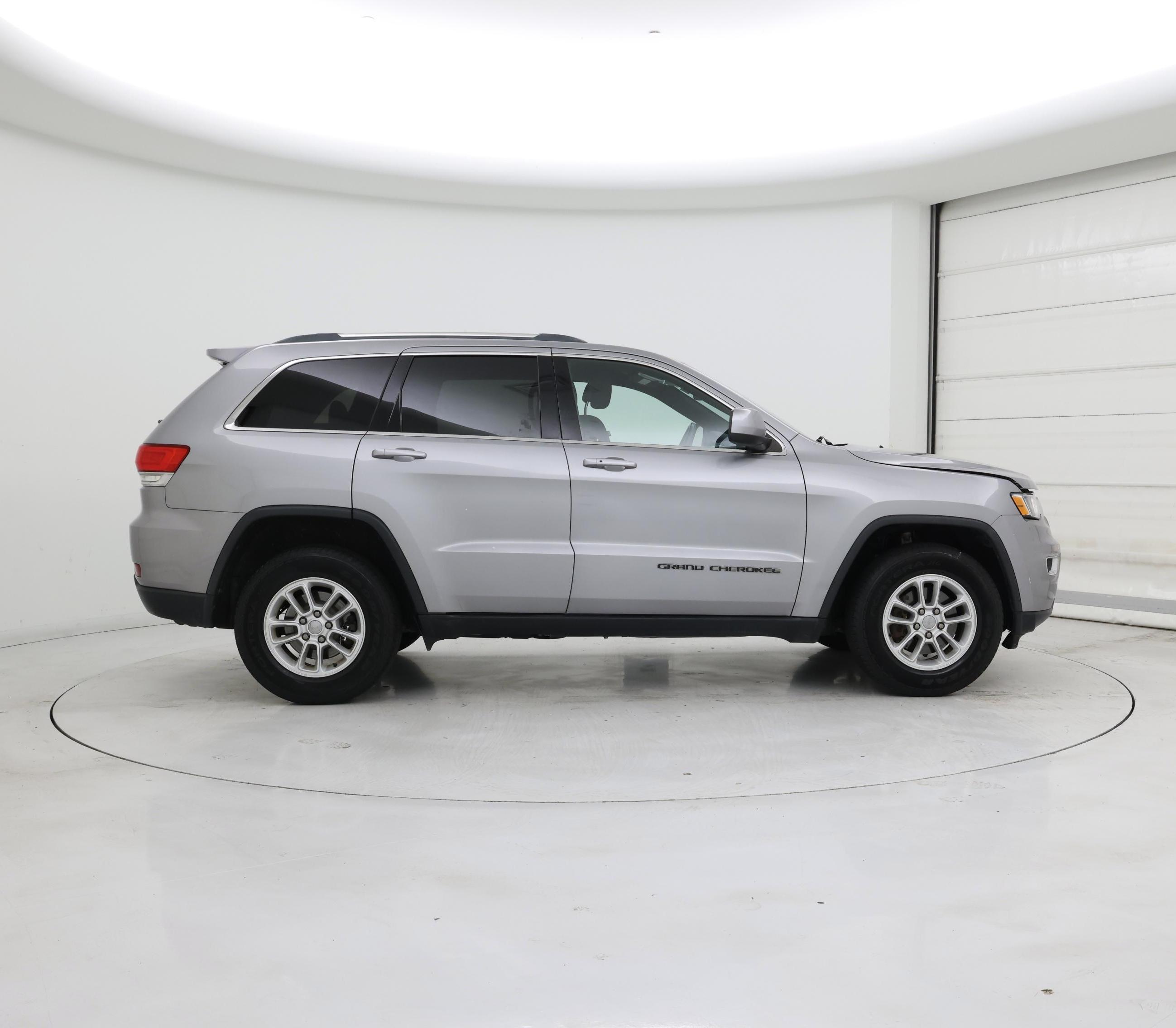 Thumbnail: 2018 Jeep Grand Cherokee - 7