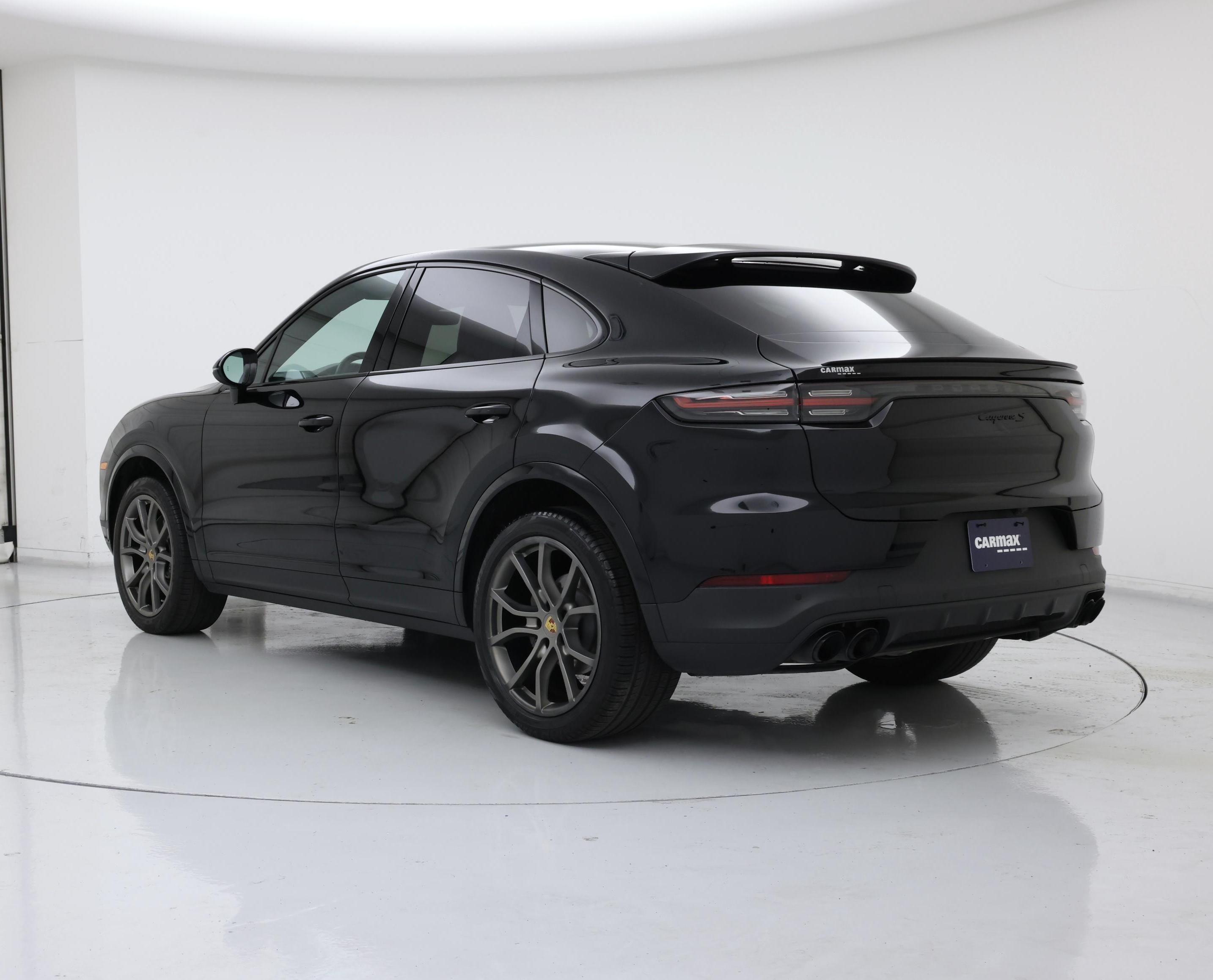 Thumbnail: 2020 Porsche Cayenne - 2