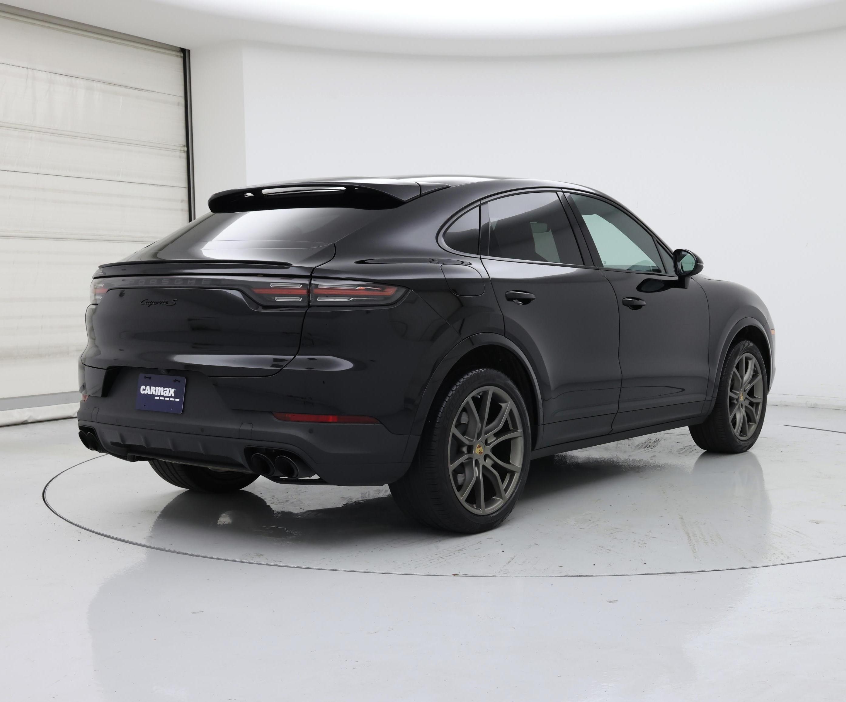 Thumbnail: 2020 Porsche Cayenne - 8