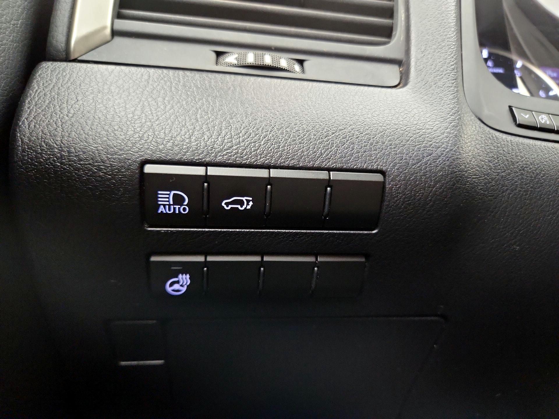 Thumbnail: 2021 Lexus RX - 13