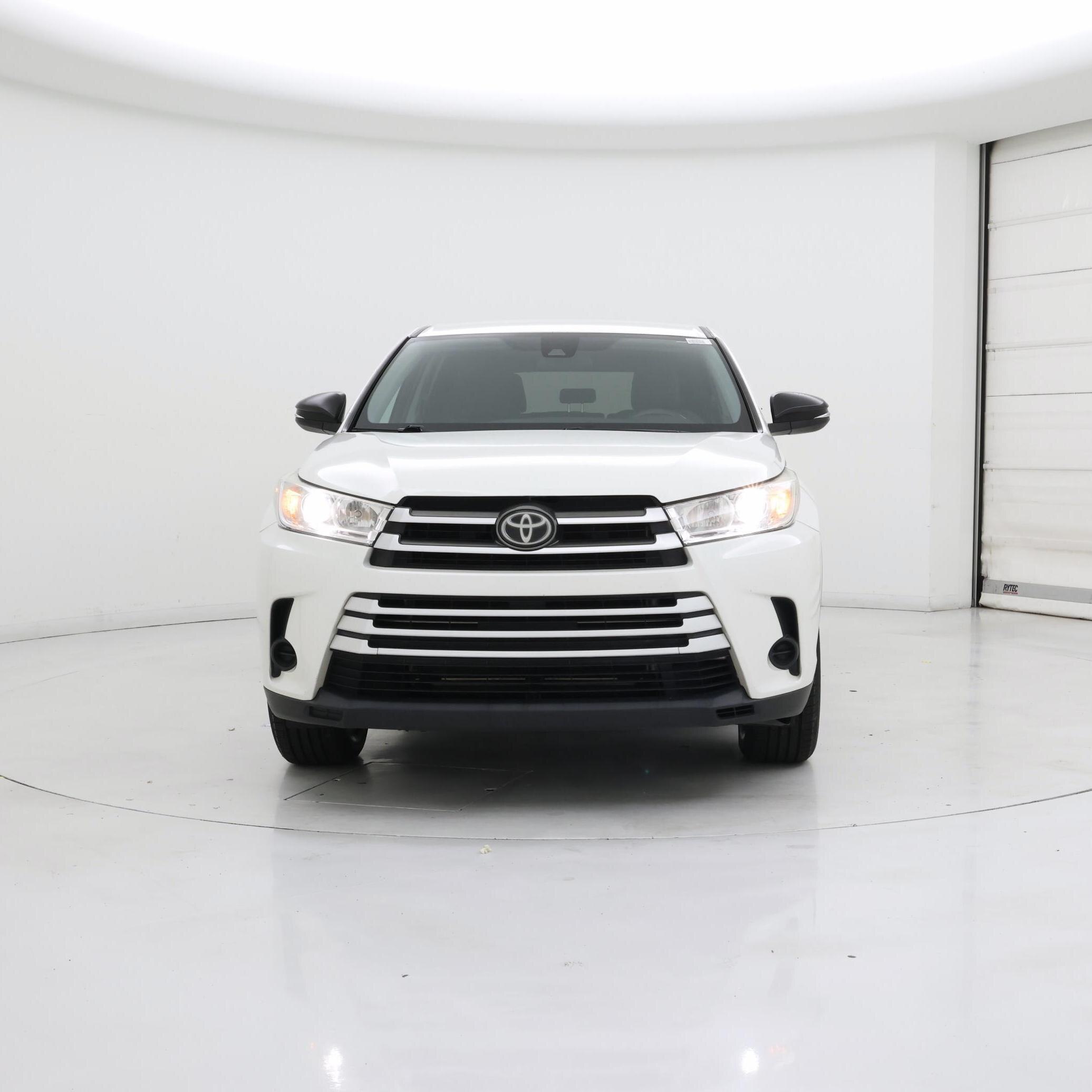Thumbnail: 2019 Toyota Highlander - 5