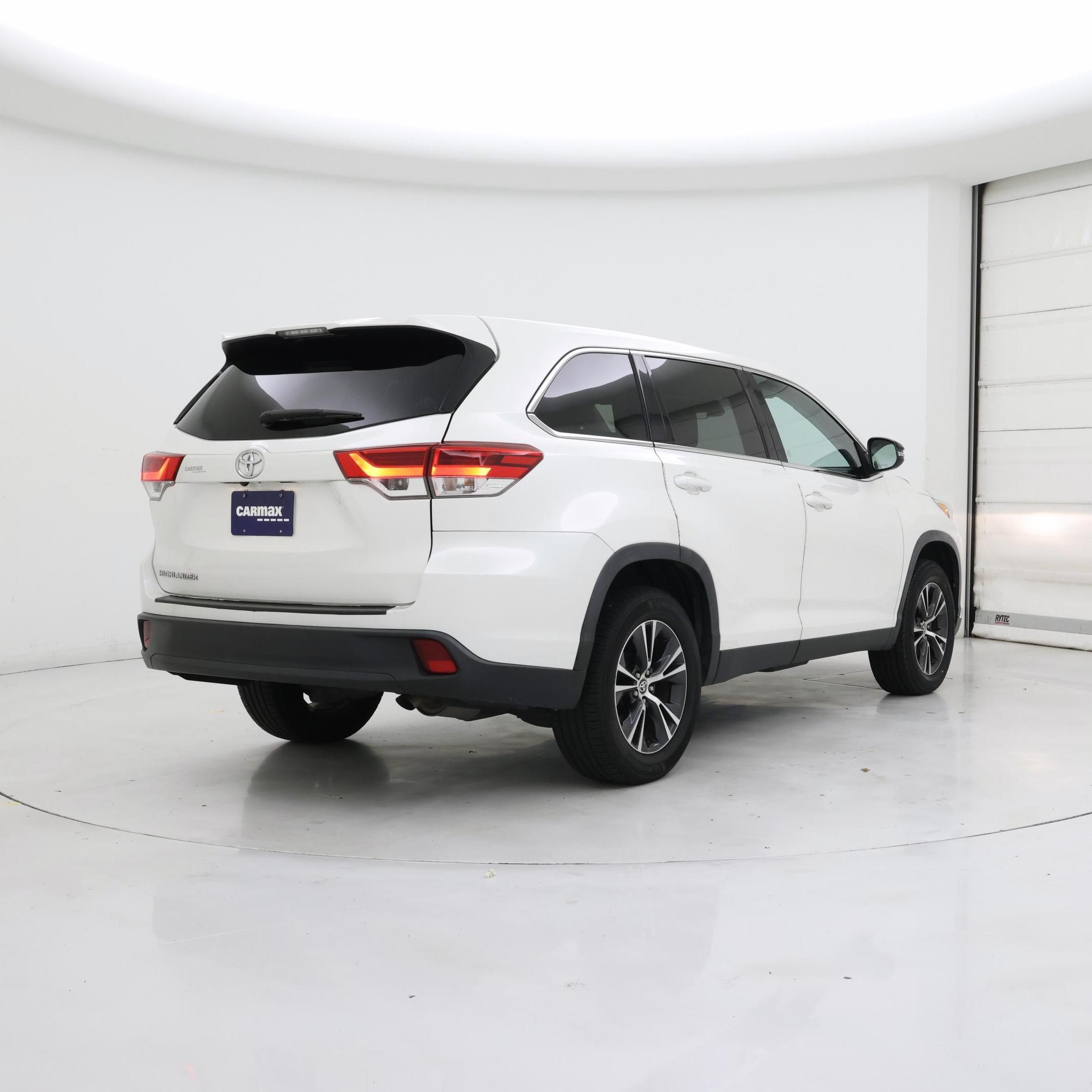 Thumbnail: 2019 Toyota Highlander - 8