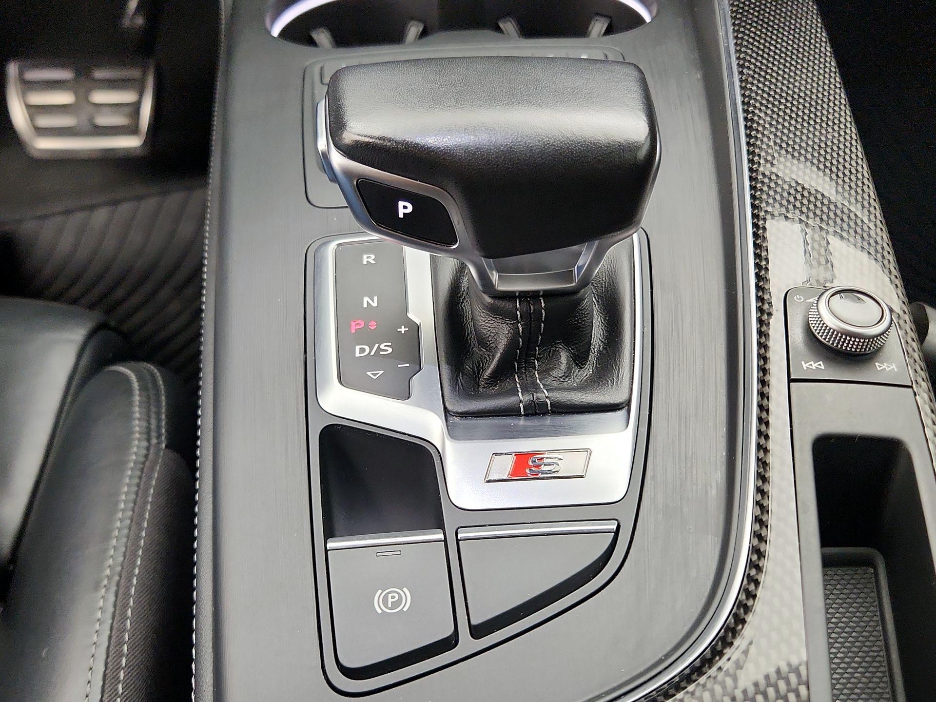 Thumbnail: 2018 Audi S4 - 18