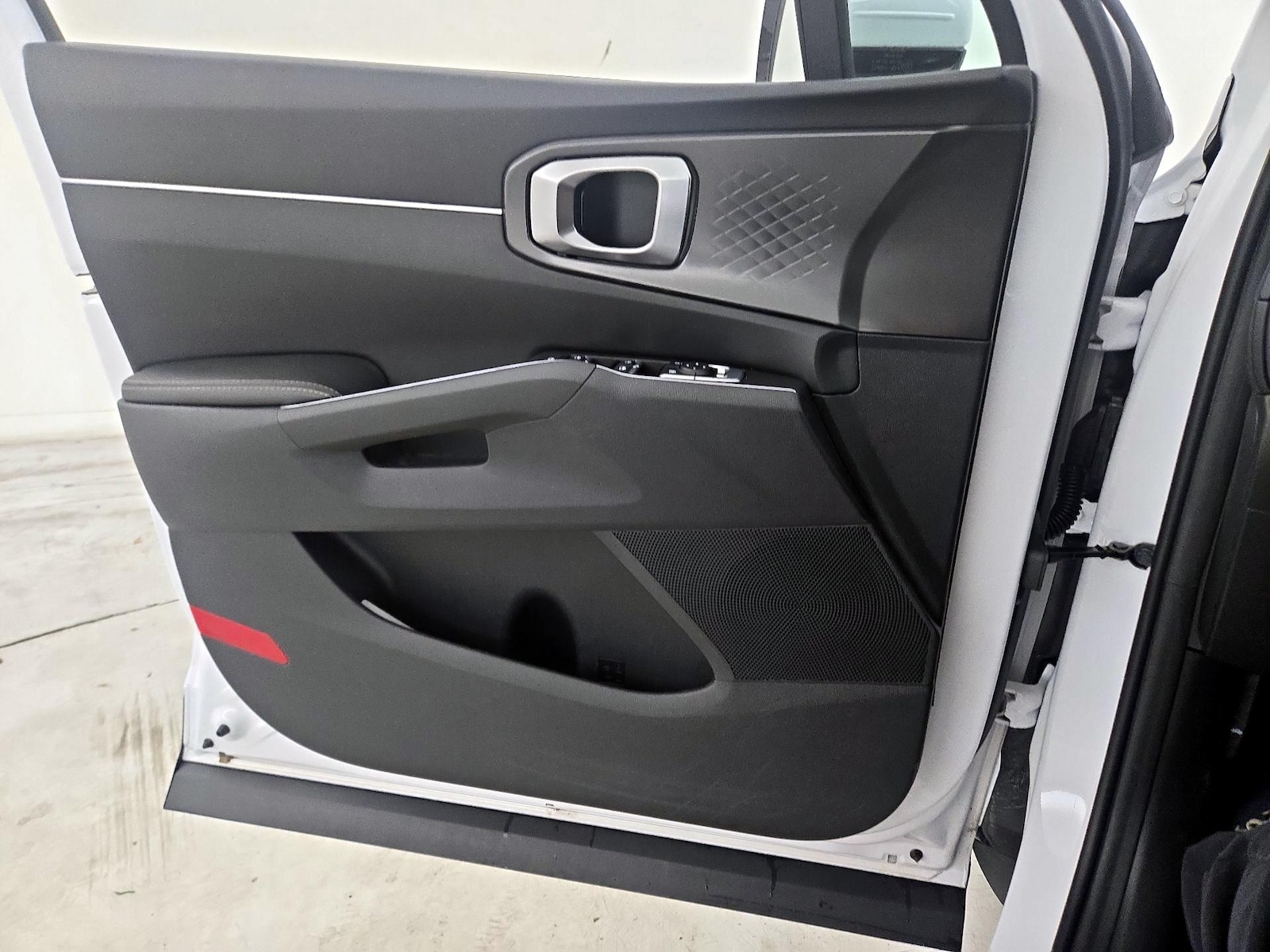 2023 Kia Sorento LX - Photo 13
