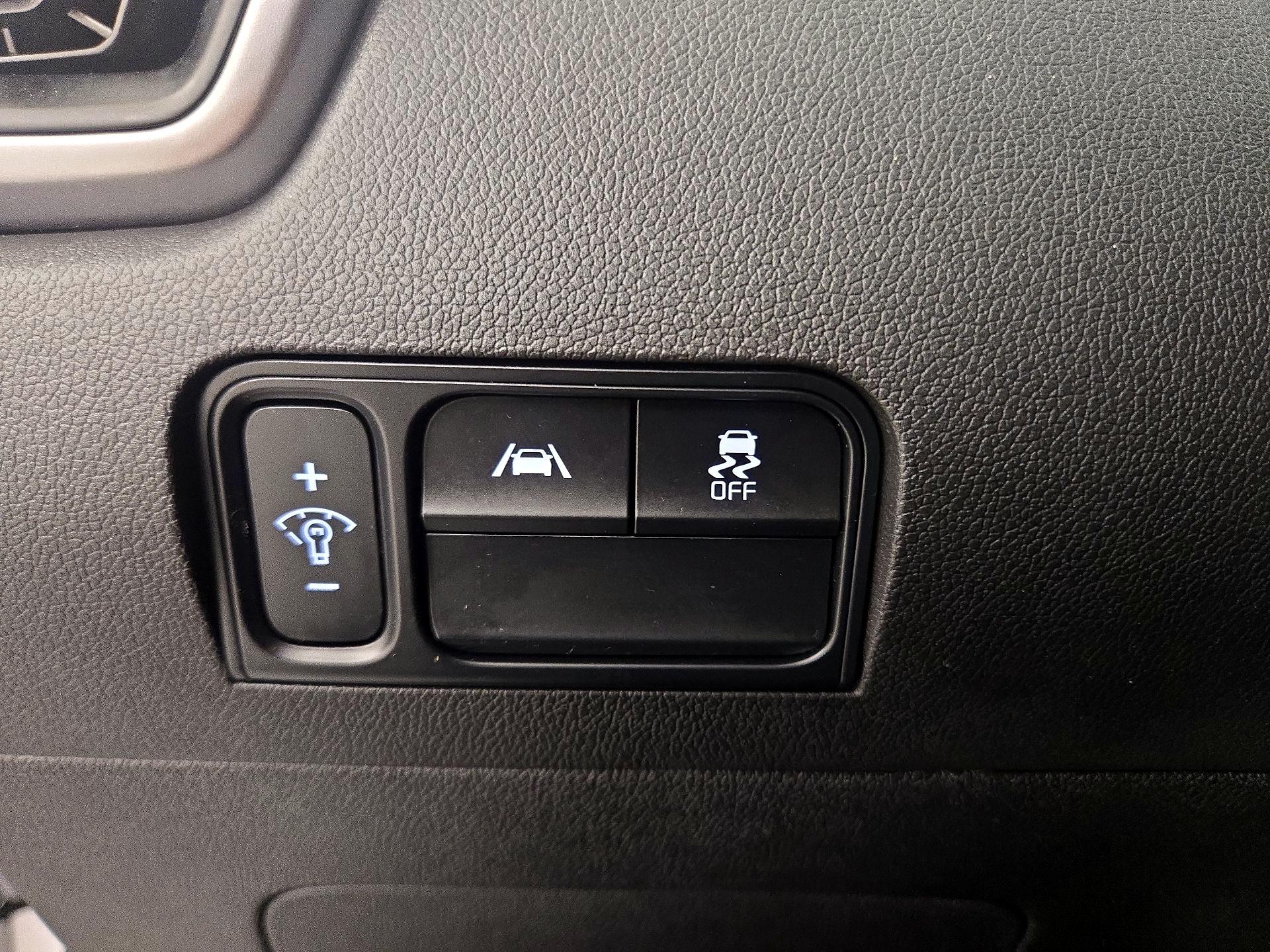 Thumbnail: 2023 Kia Sorento - 13