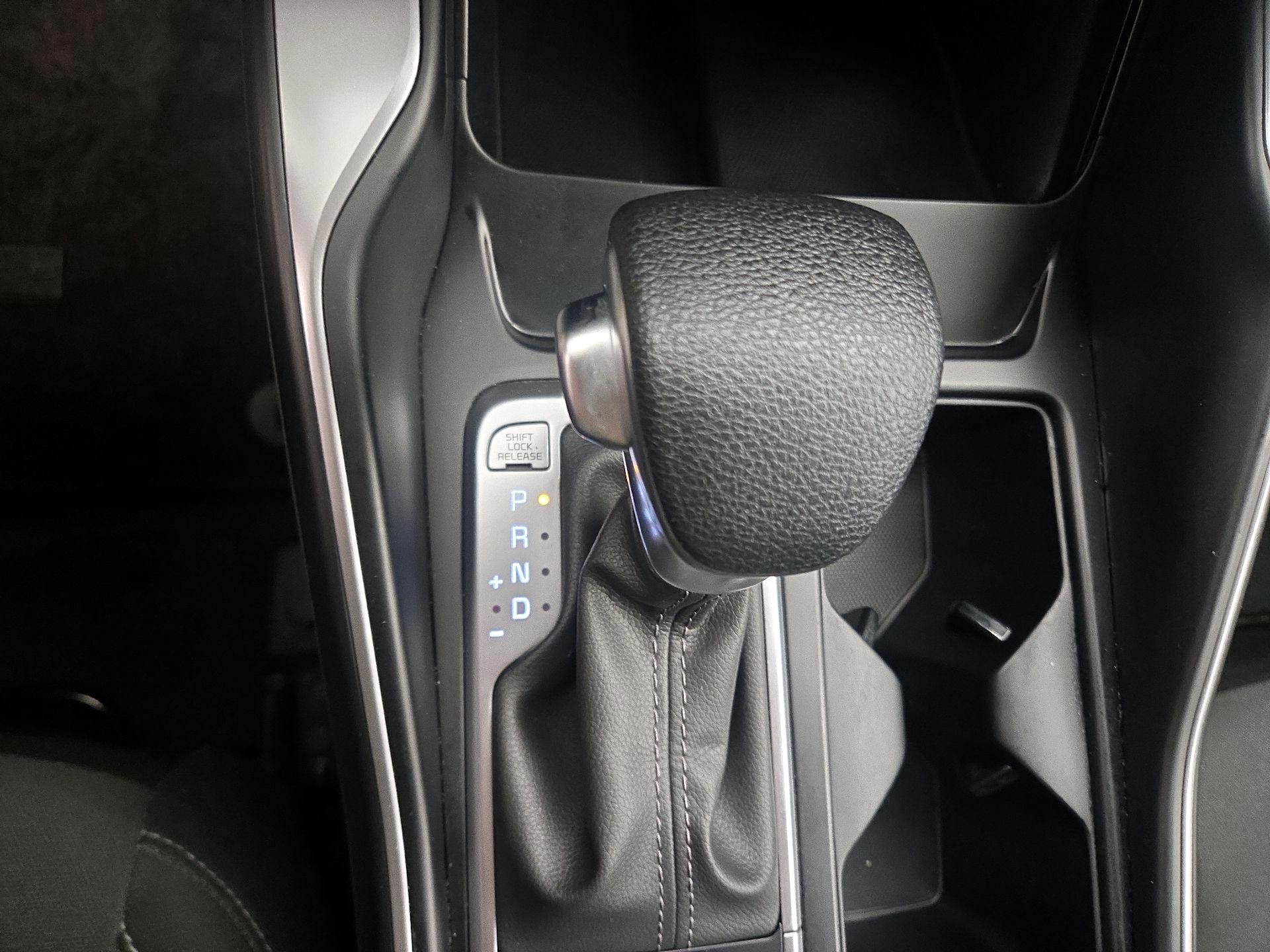 Thumbnail: 2023 Kia Sorento - 17