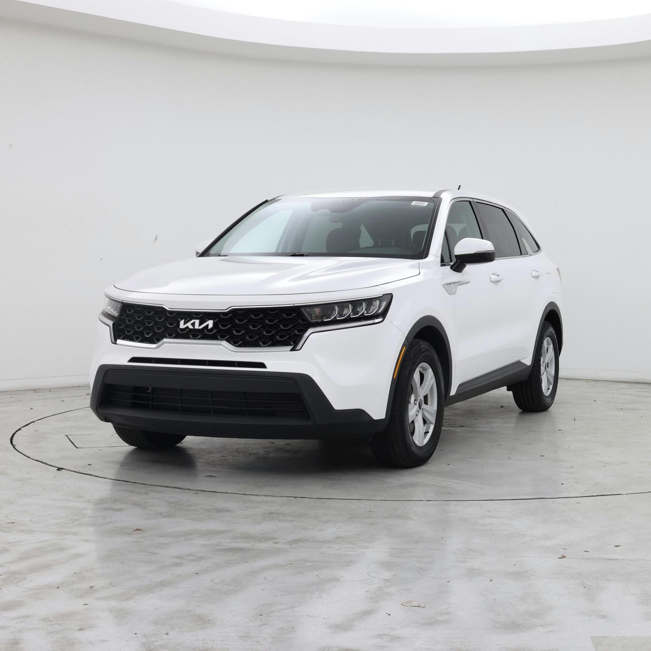 Thumbnail: 2023 Kia Sorento - 4