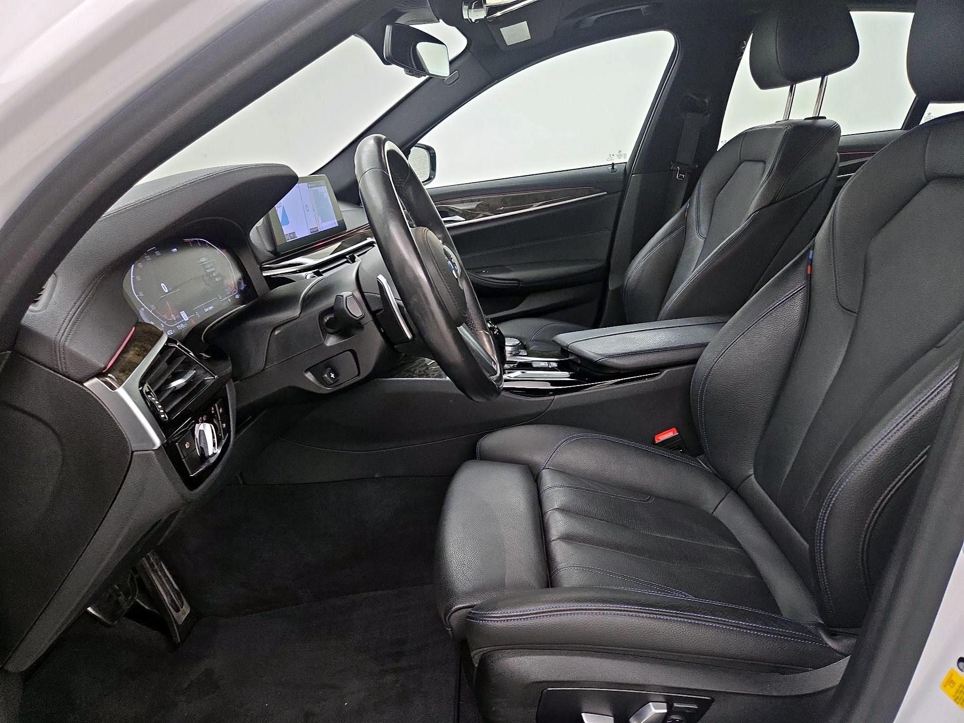 Thumbnail: 2020 BMW 5 Series - 11