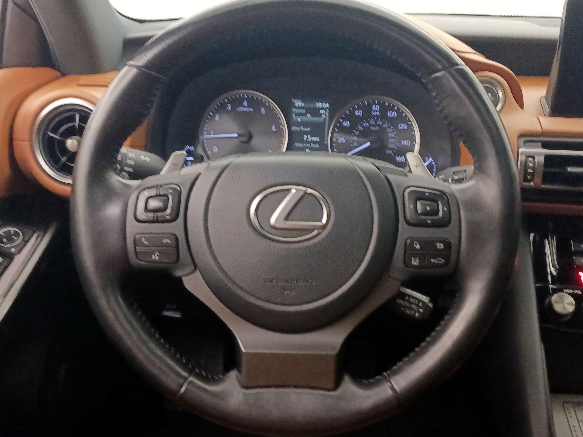 Thumbnail: 2021 Lexus IS - 10