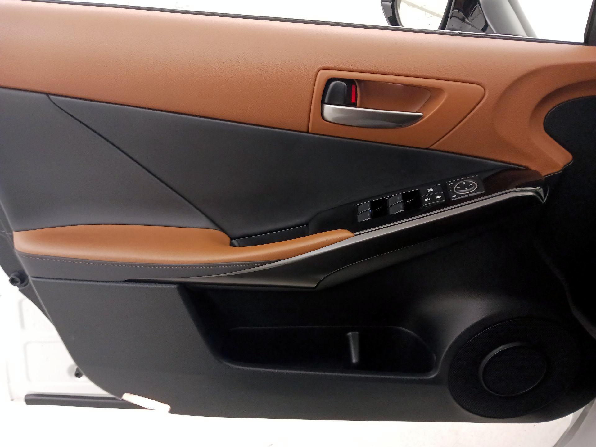 Thumbnail: 2021 Lexus IS - 12