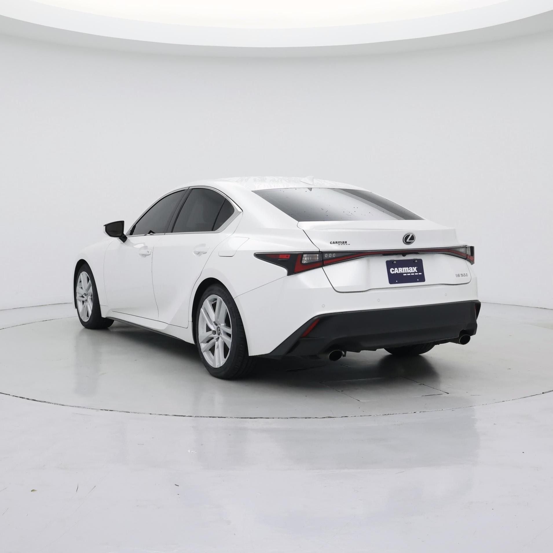 Thumbnail: 2021 Lexus IS - 2