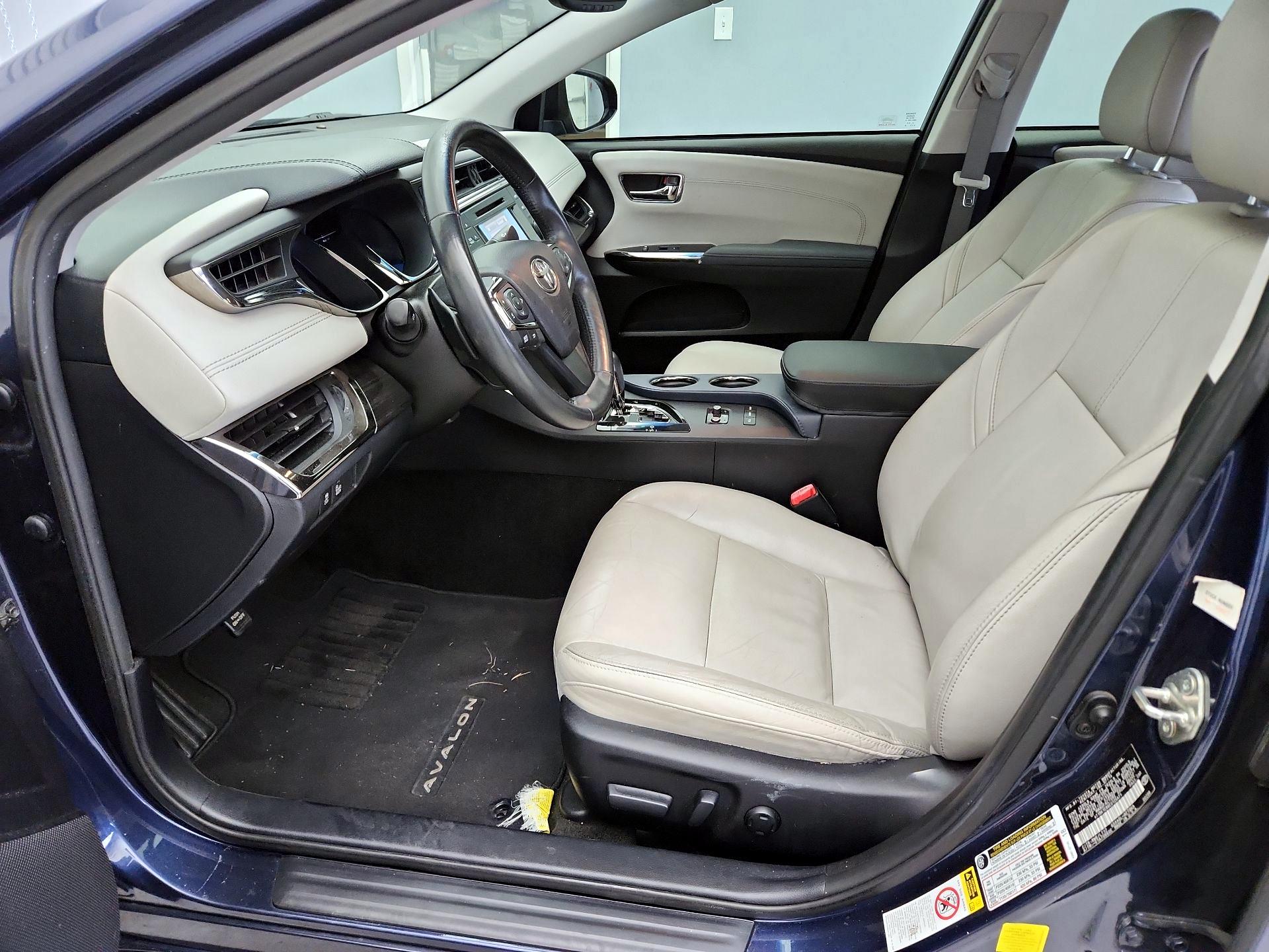 Thumbnail: 2014 Toyota Avalon - 11