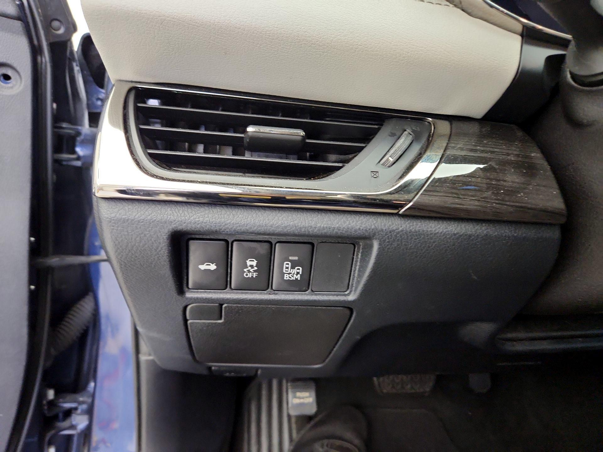 Thumbnail: 2014 Toyota Avalon - 13