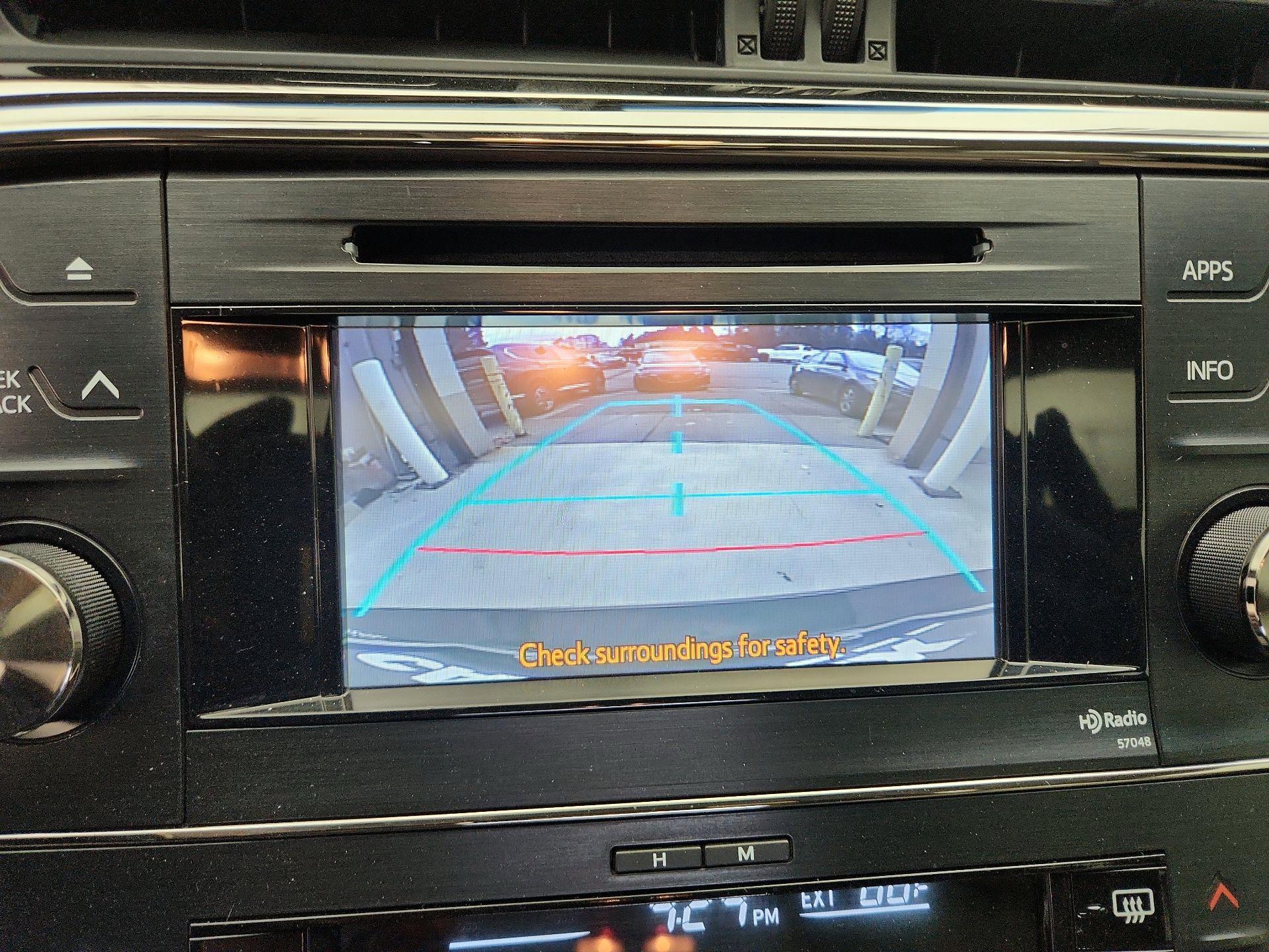 Thumbnail: 2014 Toyota Avalon - 14