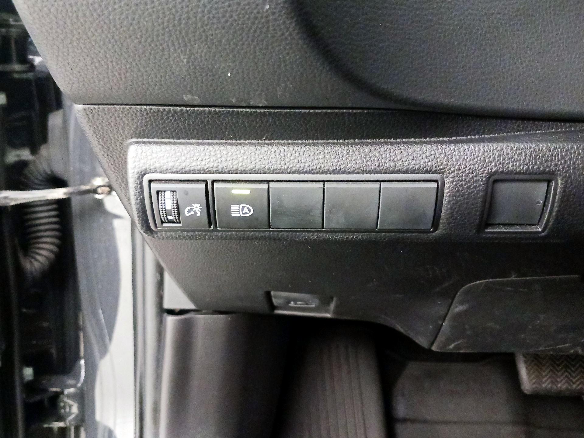 Thumbnail: 2024 Toyota Corolla - 13