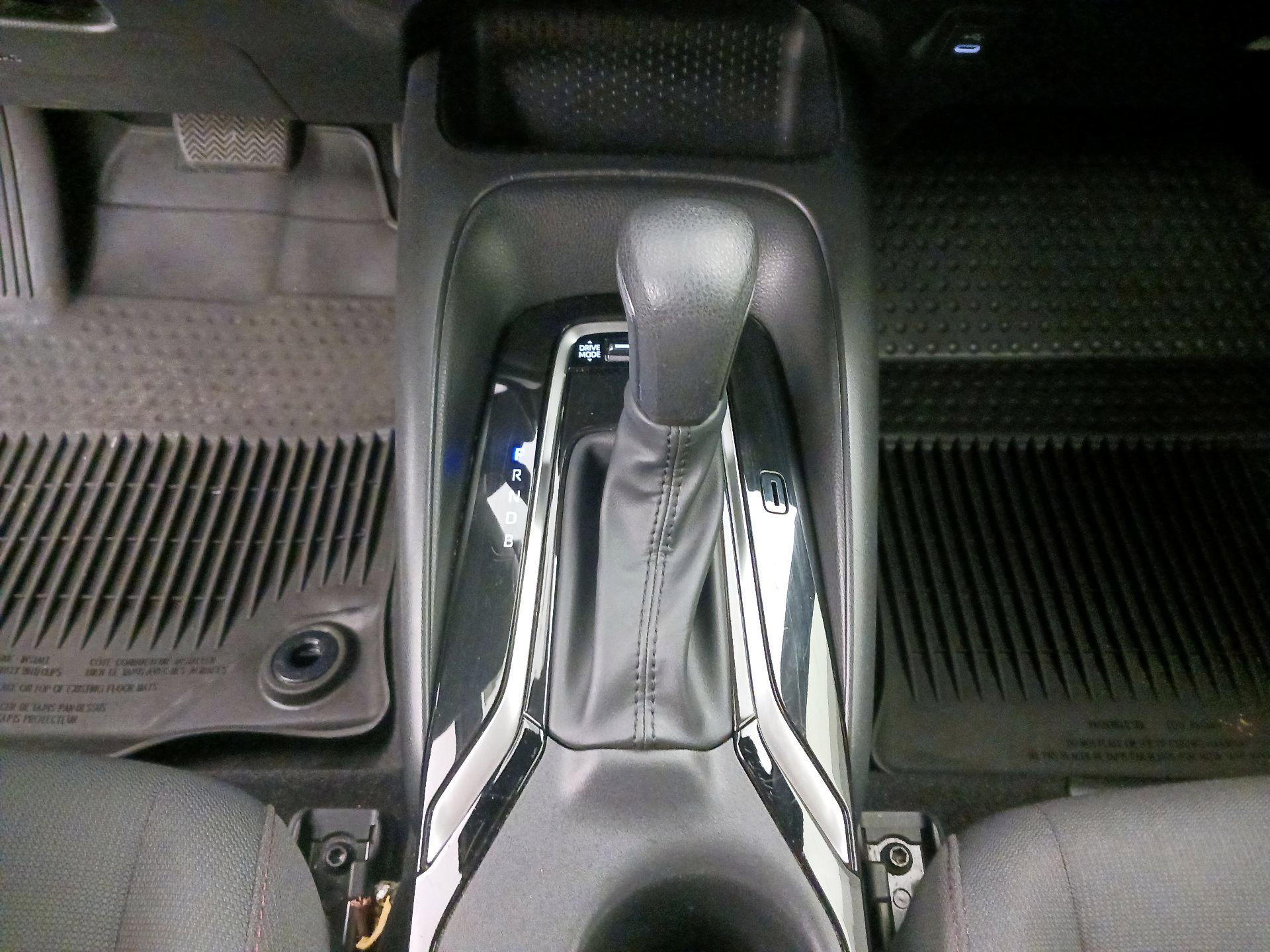 Thumbnail: 2024 Toyota Corolla - 17