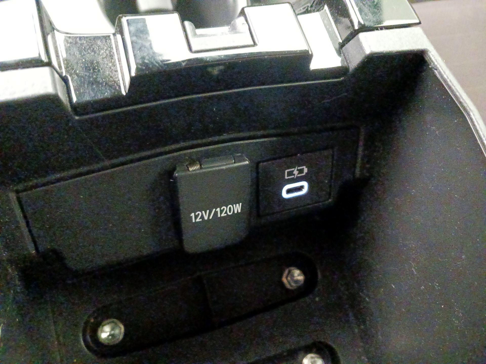 Thumbnail: 2024 Toyota Corolla - 18