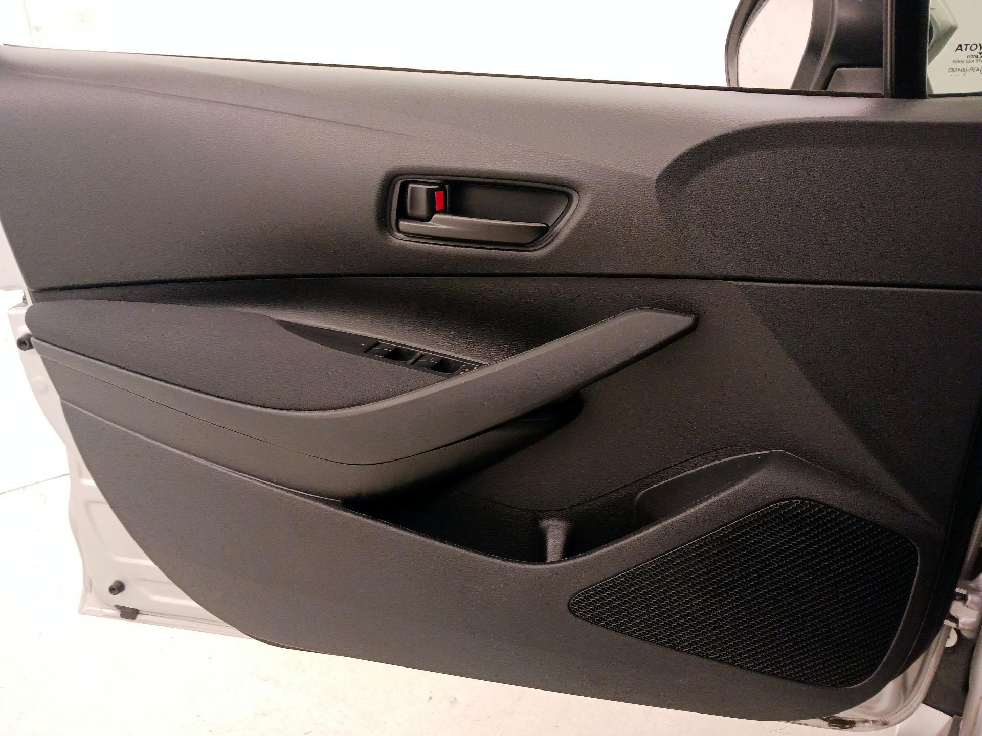 Thumbnail: 2023 Toyota Corolla - 12