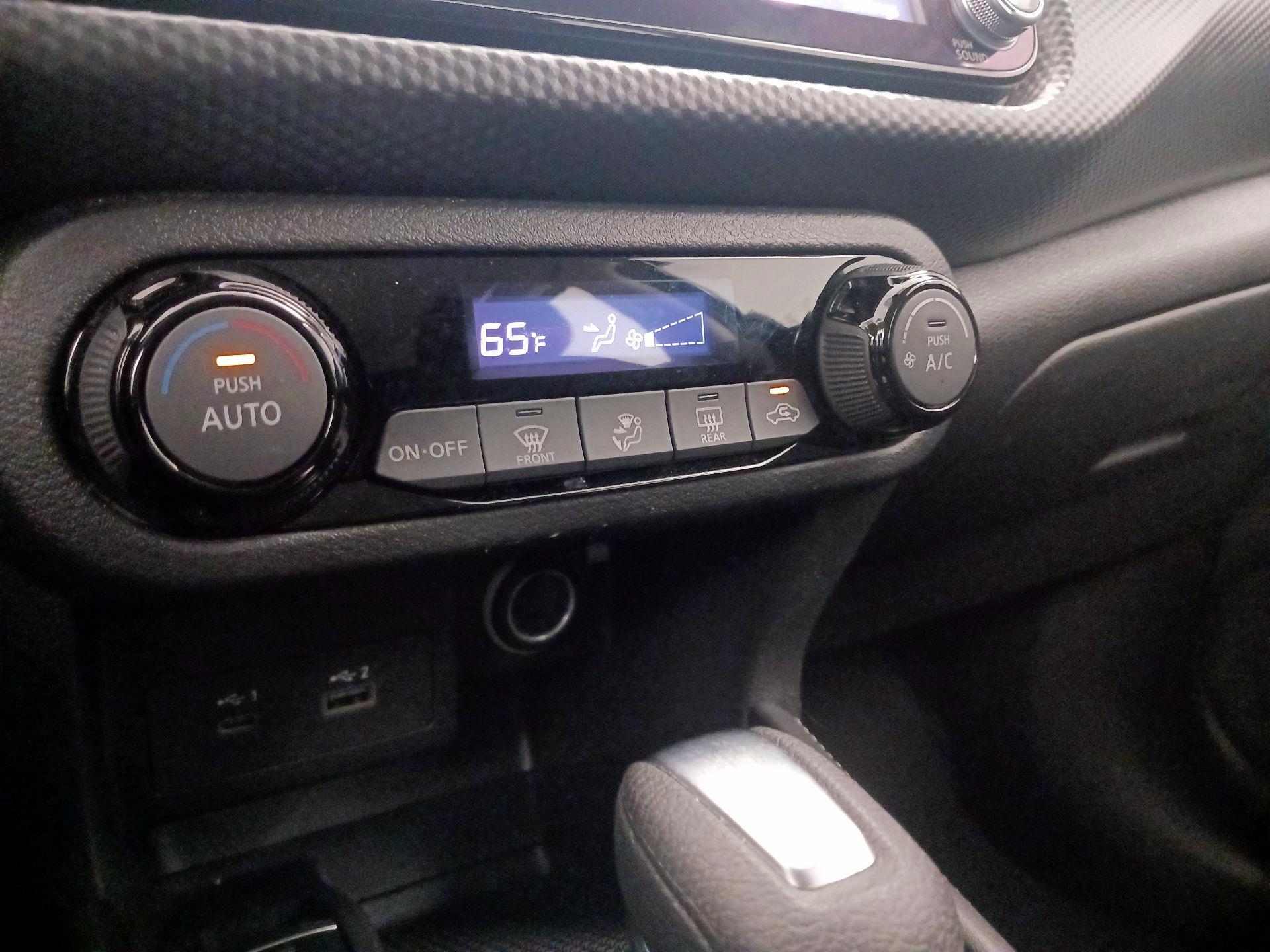 Thumbnail: 2022 Nissan Kicks - 15