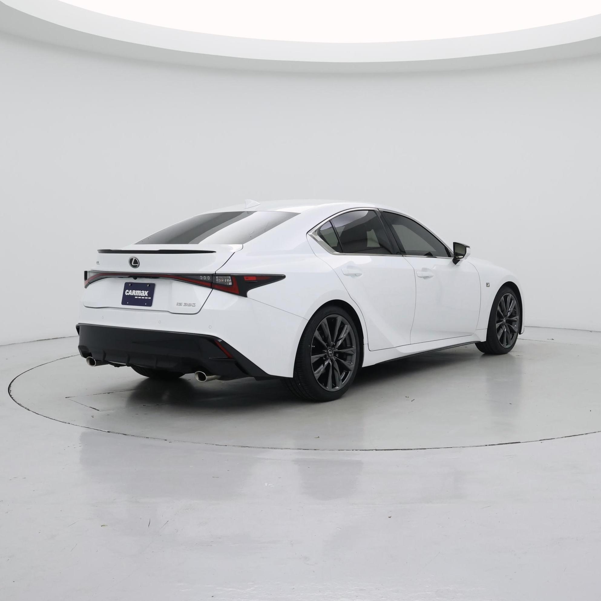 Thumbnail: 2022 Lexus IS - 8