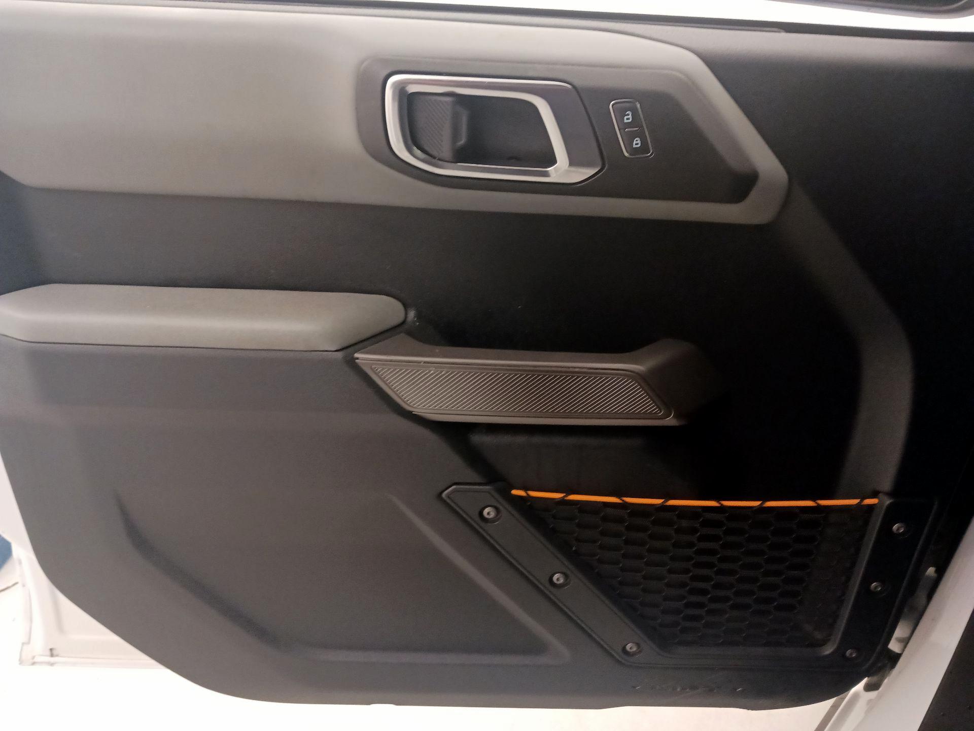 Thumbnail: 2022 Ford Bronco - 12