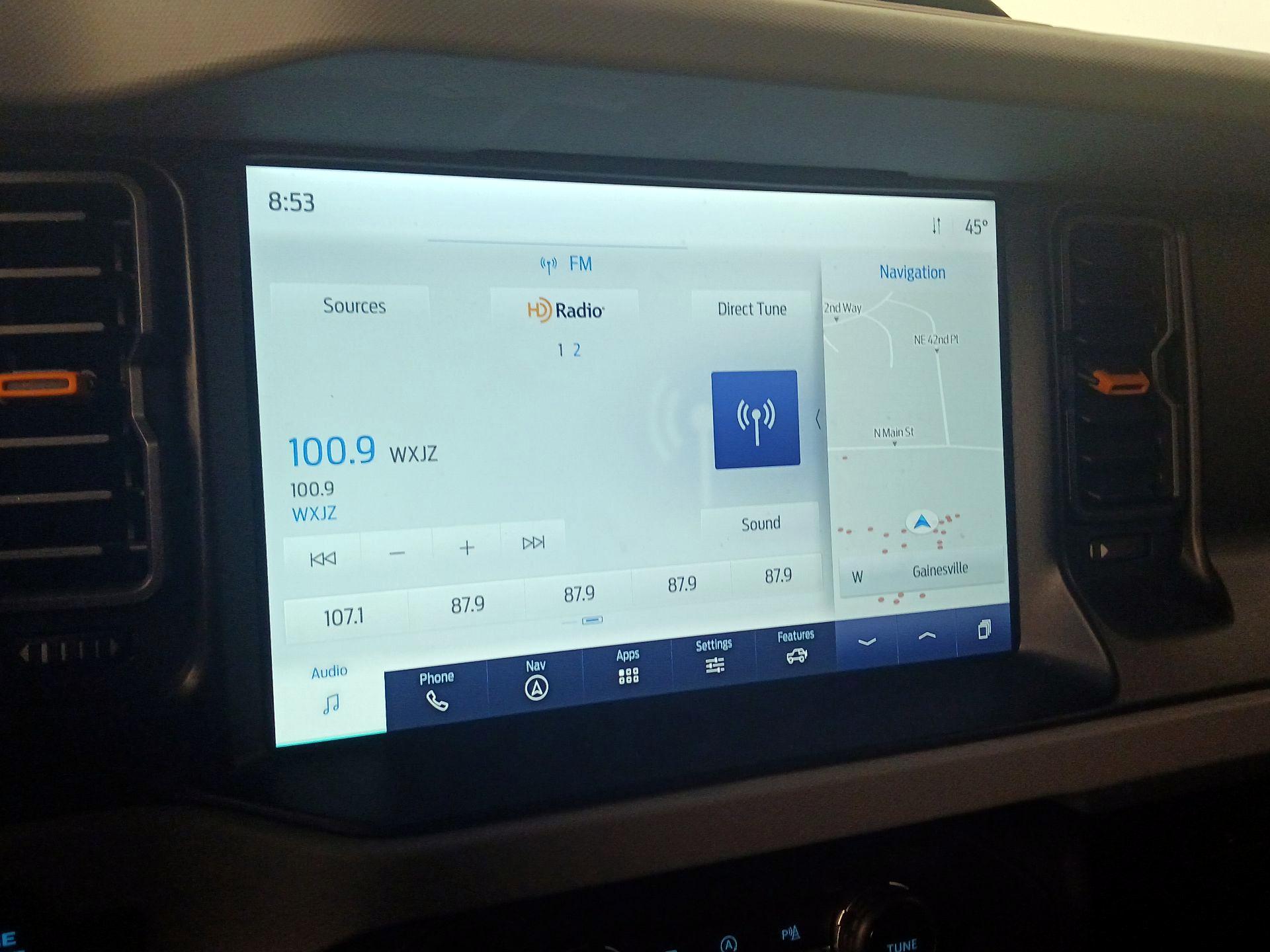 Thumbnail: 2022 Ford Bronco - 16