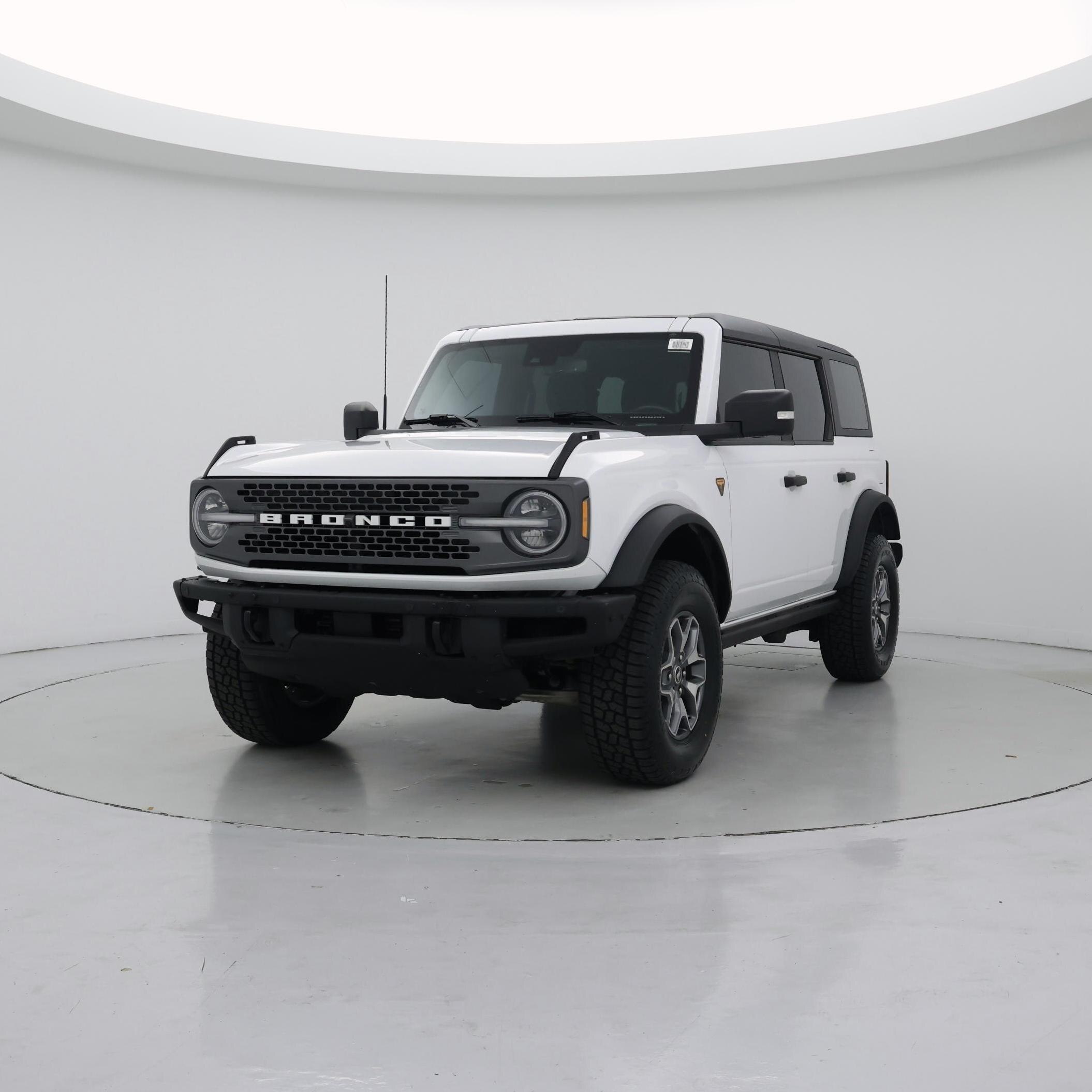 Thumbnail: 2022 Ford Bronco - 4