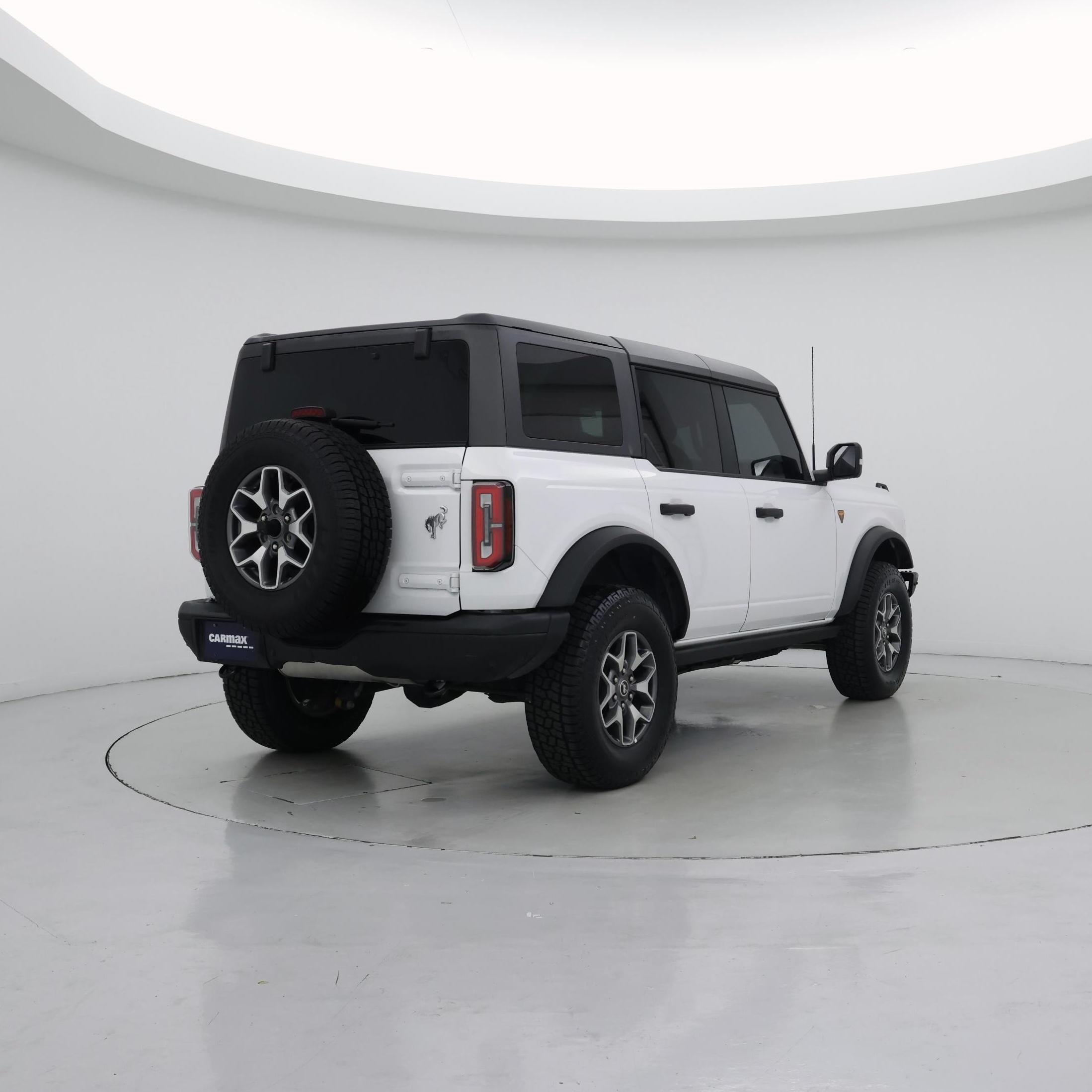 Thumbnail: 2022 Ford Bronco - 8