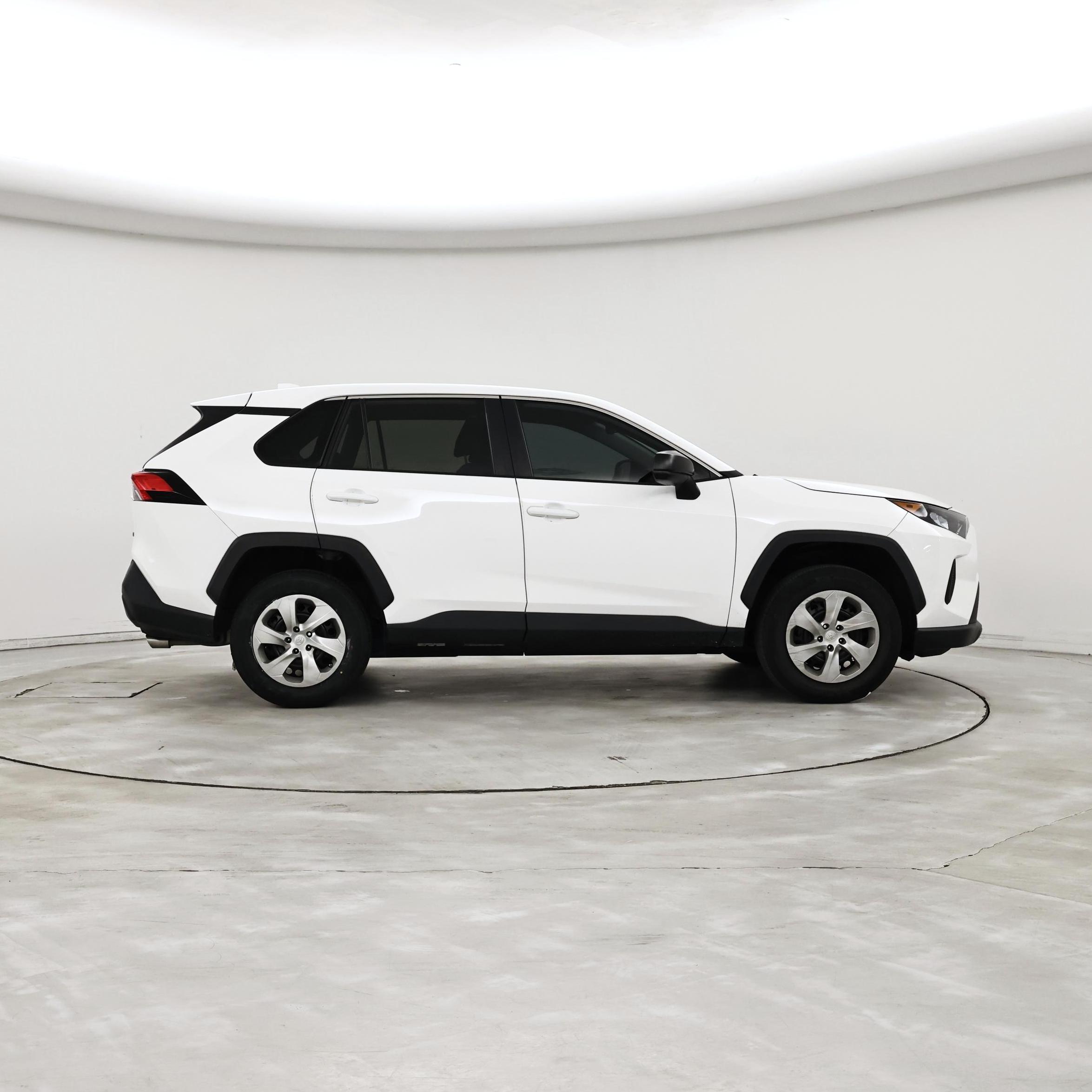 Thumbnail: 2022 Toyota RAV4 - 7