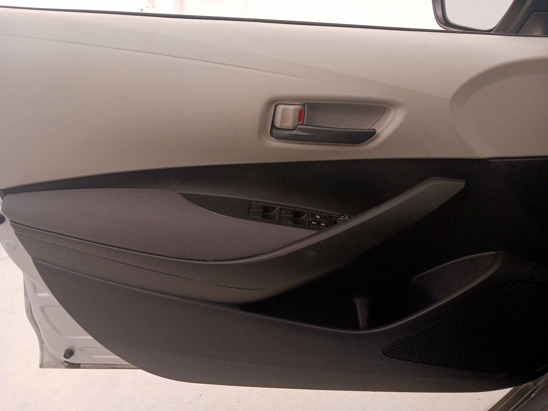 Thumbnail: 2022 Toyota Corolla - 12