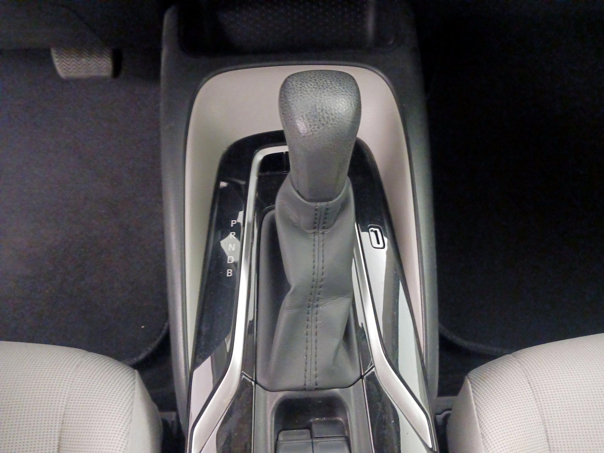 Thumbnail: 2022 Toyota Corolla - 17