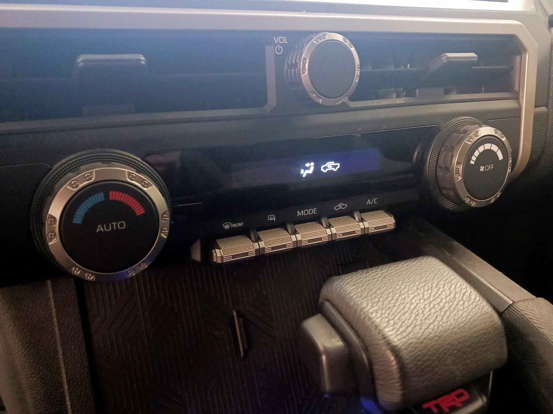 Thumbnail: 2024 Toyota Tacoma - 16