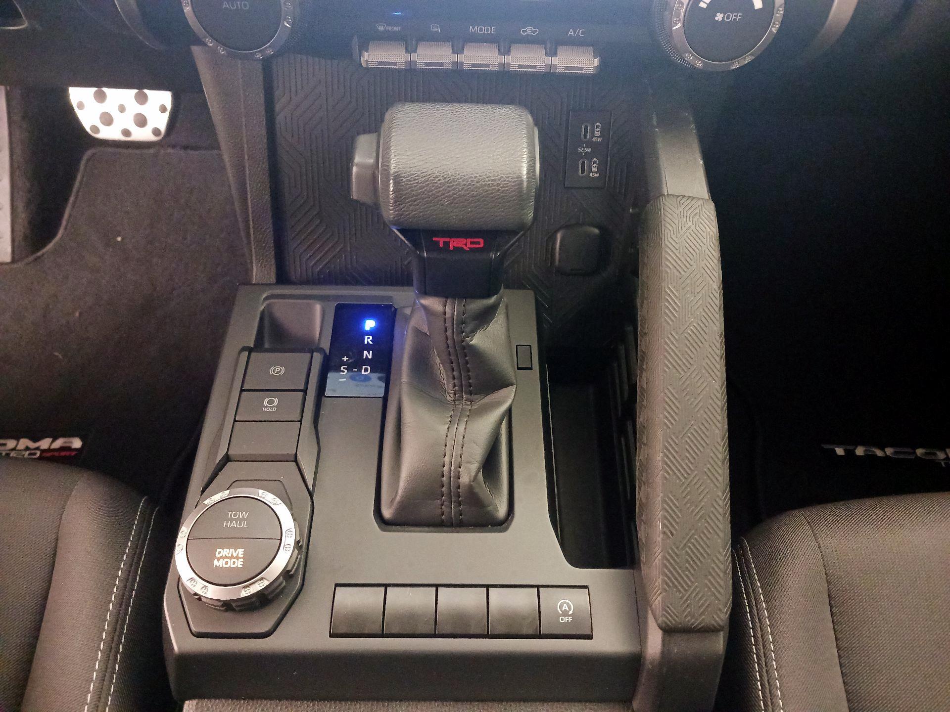 Thumbnail: 2024 Toyota Tacoma - 17