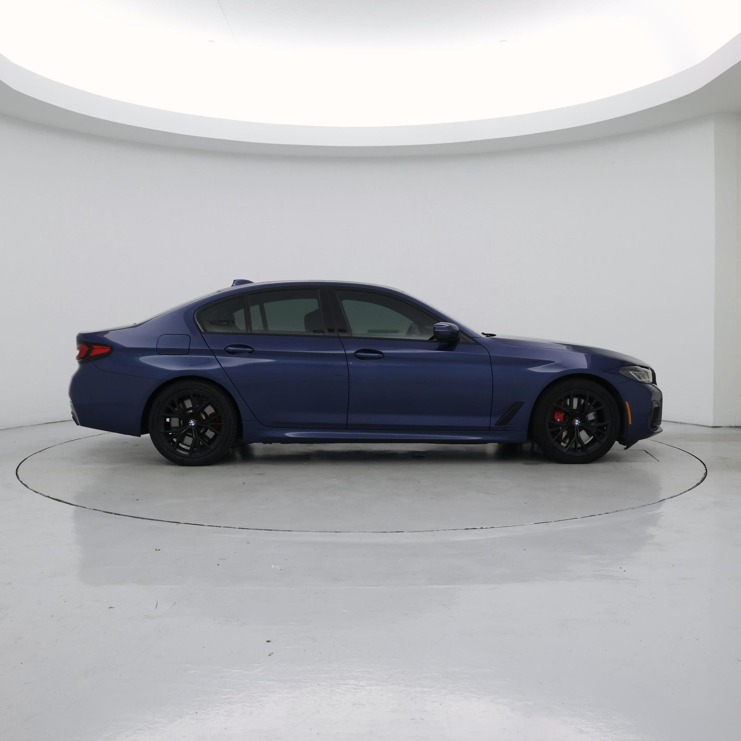 Thumbnail: 2022 BMW 5 Series - 7