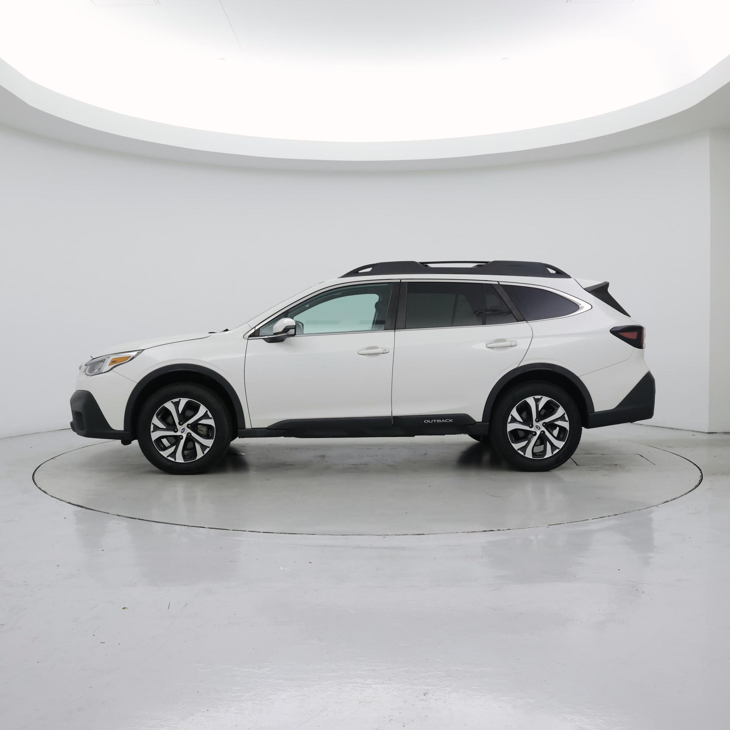 Thumbnail: 2022 Subaru Outback - 3