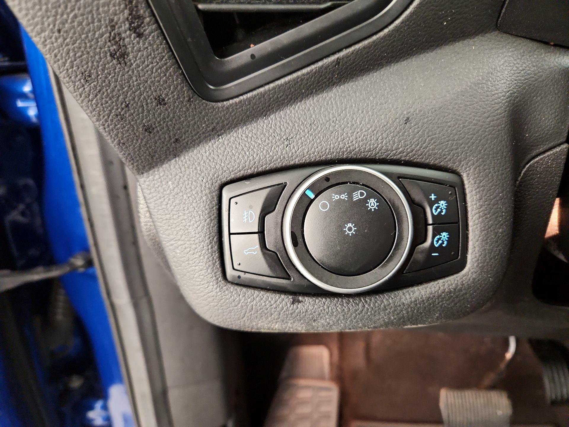 Thumbnail: 2017 Ford Escape - 13