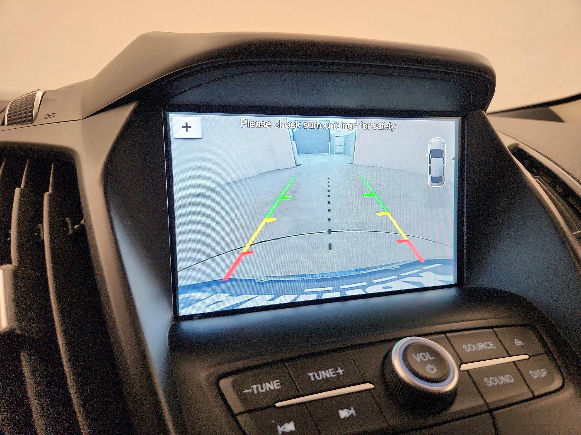 Thumbnail: 2017 Ford Escape - 15